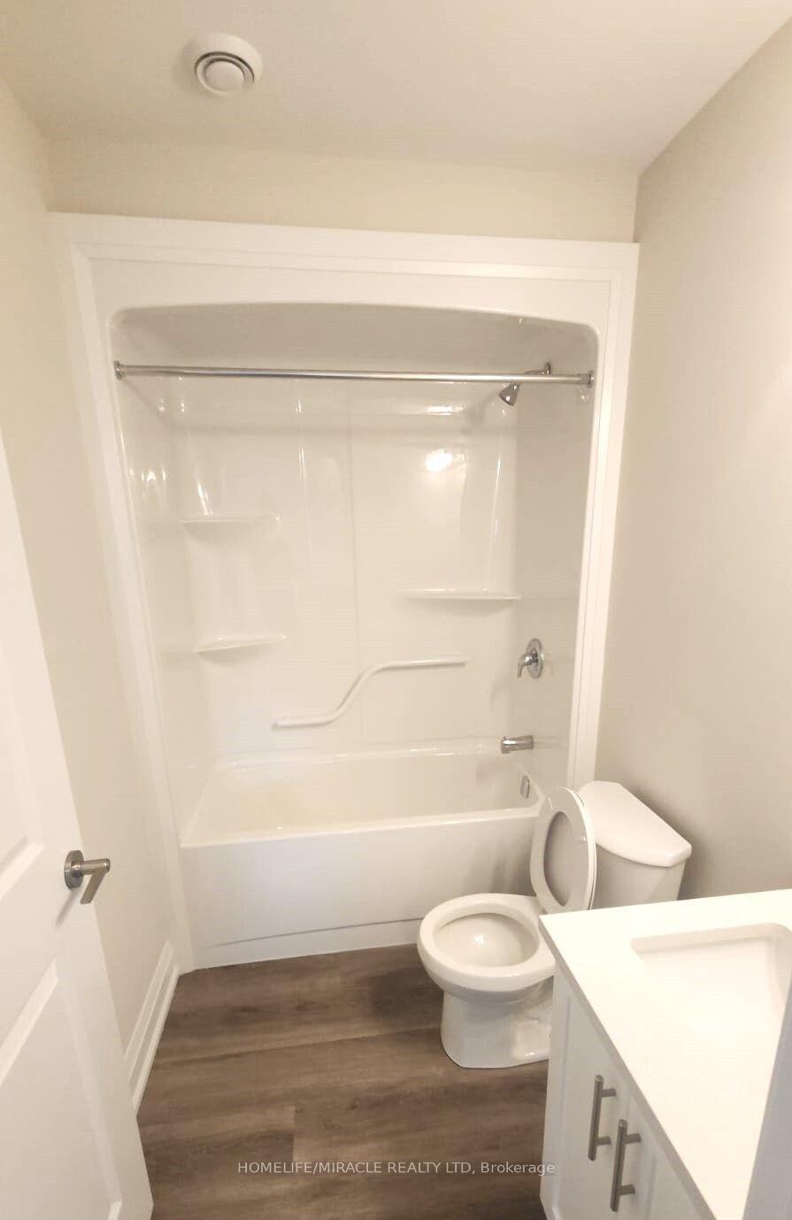 Photo 8 of Unit 113, 118 Summersides Boulevard, Pelham, Fonthill — HOMEH