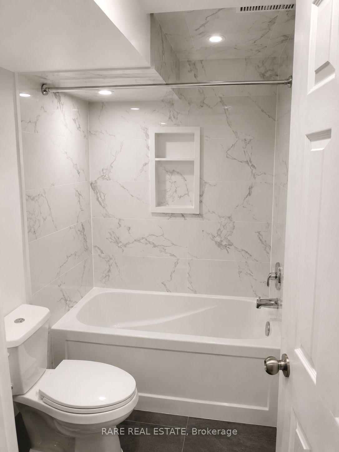 Photo 8 of Unit 1, 130 Glen Shields Avenue, Vaughan, Glen Shields — HOMEH
