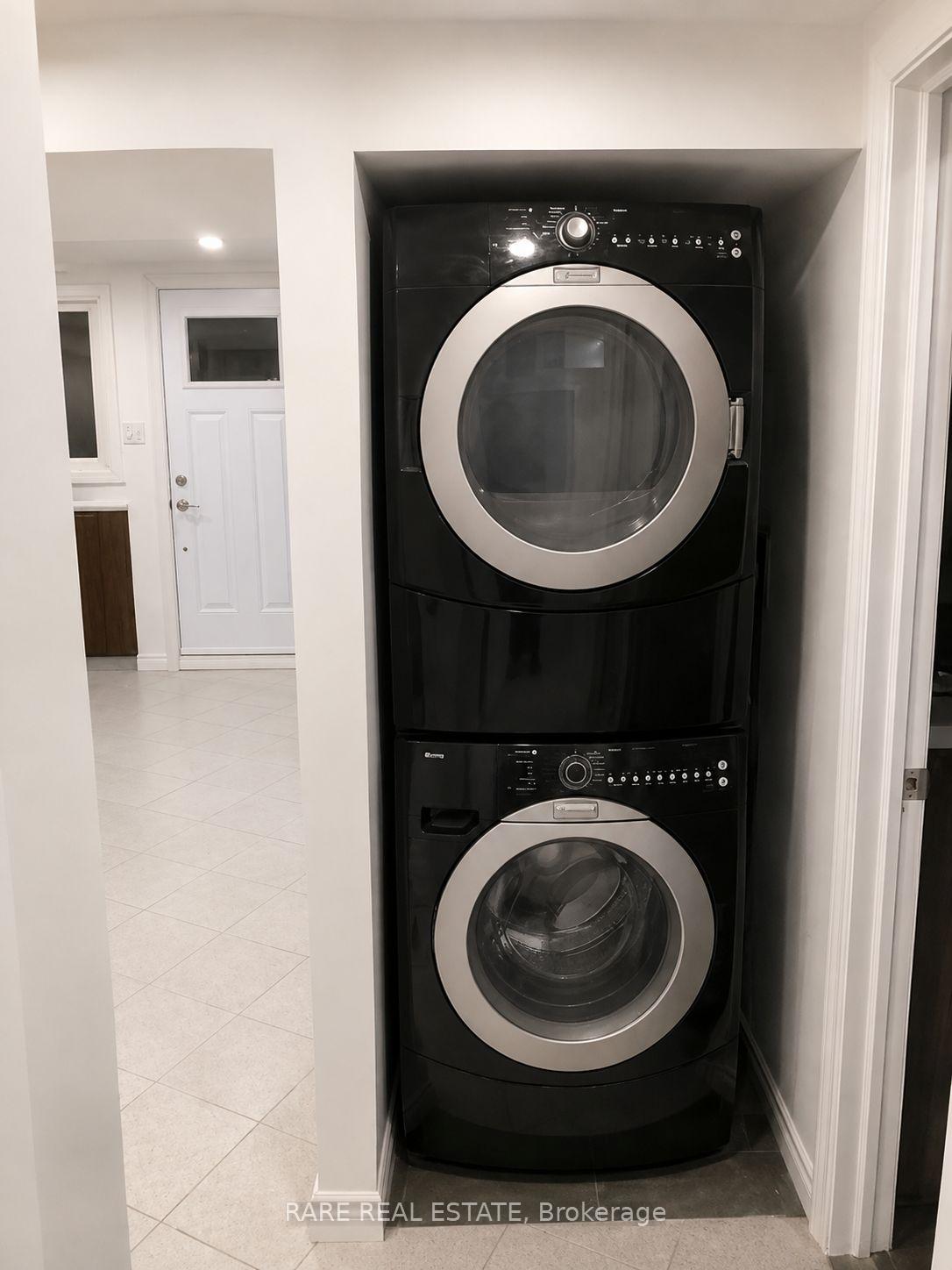 Photo 9 of Unit 1, 130 Glen Shields Avenue, Vaughan, Glen Shields — HOMEH
