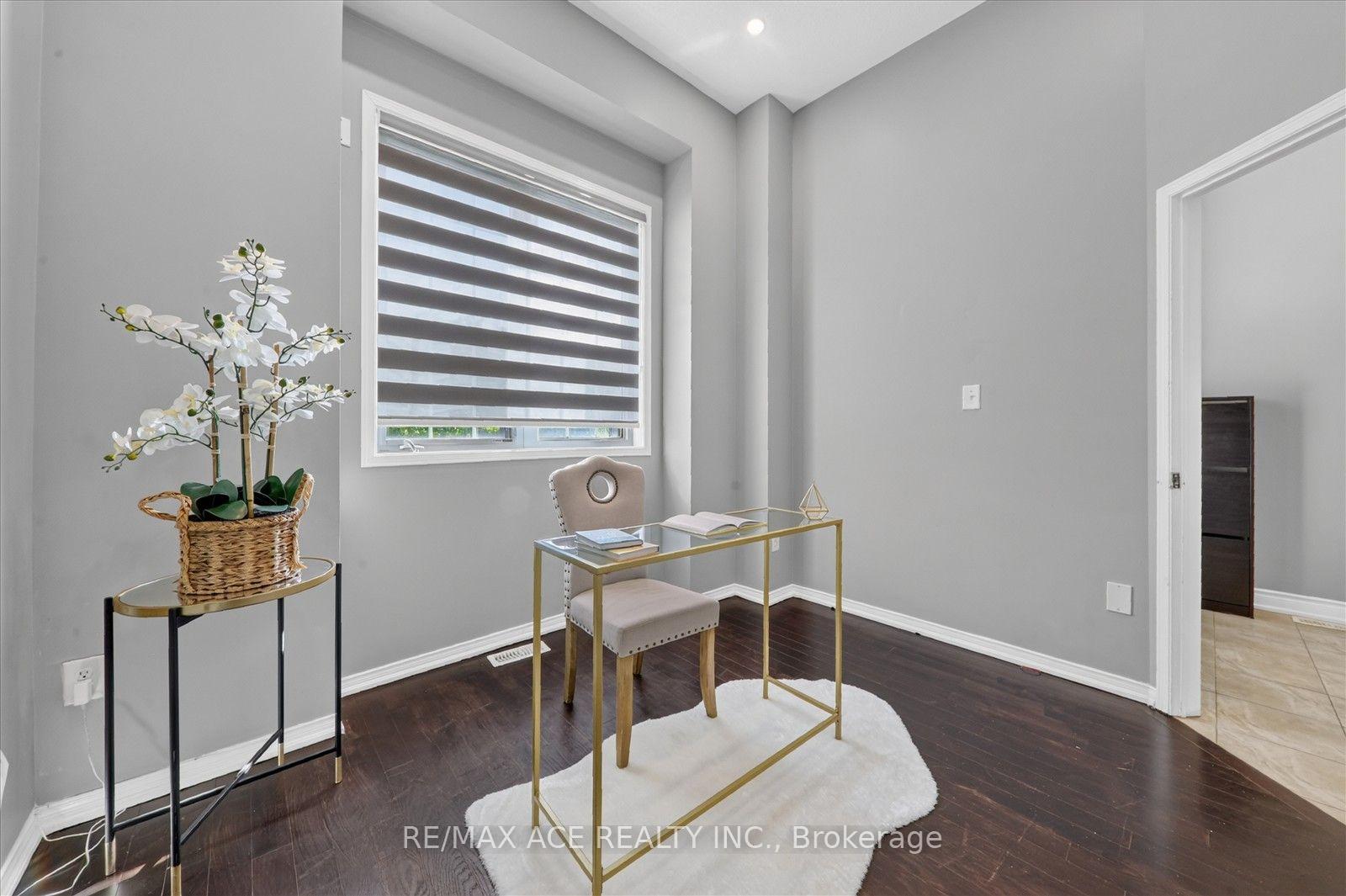 Photo 9 of 39 Skelton Crescent, Ajax, Central East — HOMEH