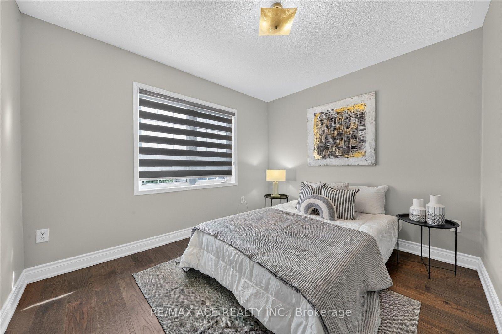 Photo 30 of 39 Skelton Crescent, Ajax, Central East — HOMEH