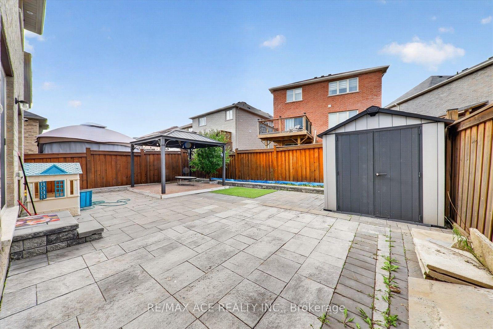 Photo 48 of 39 Skelton Crescent, Ajax, Central East — HOMEH