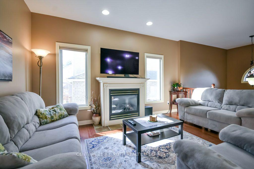 Photo 7 of 21 Armeda Clow Crescent, Essa, Angus — HOMEH