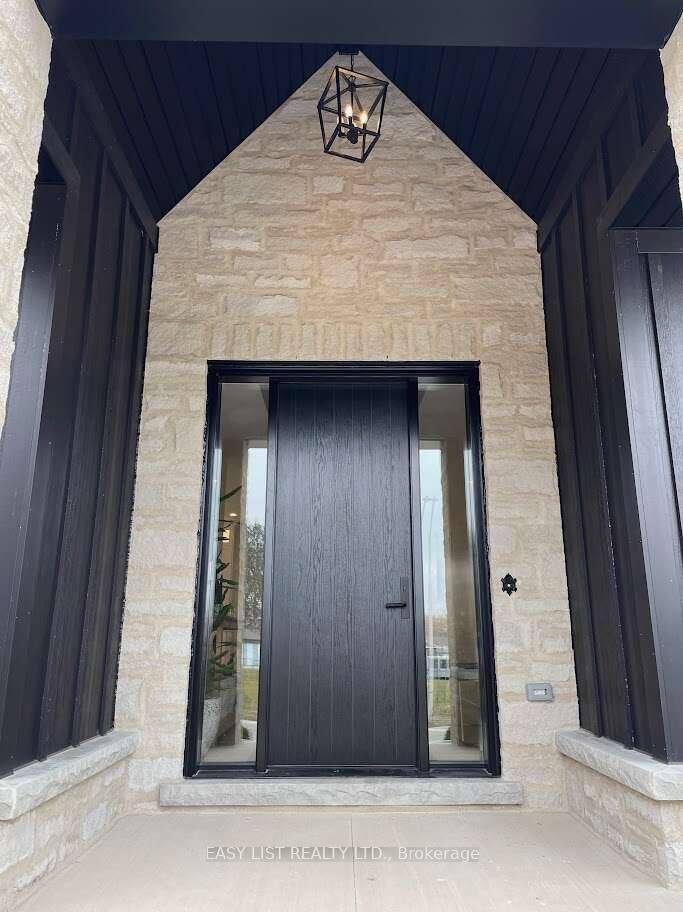 Photo 4 of 8 Tanager Drive, Tillsonburg — HOMEH