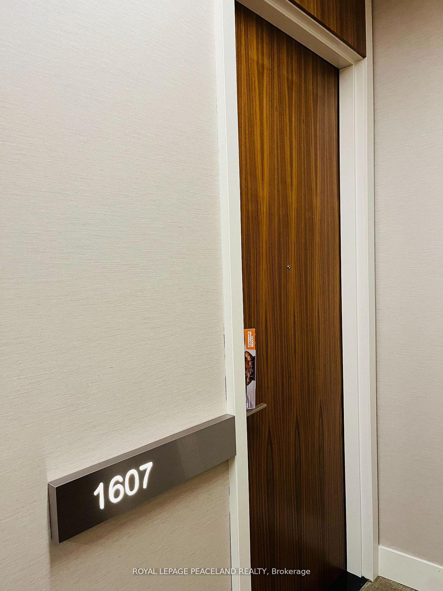 Photo 7 of Unit 1607, 111 St. Clair Avenue W, Toronto, Yonge-St. Clair — HOMEH