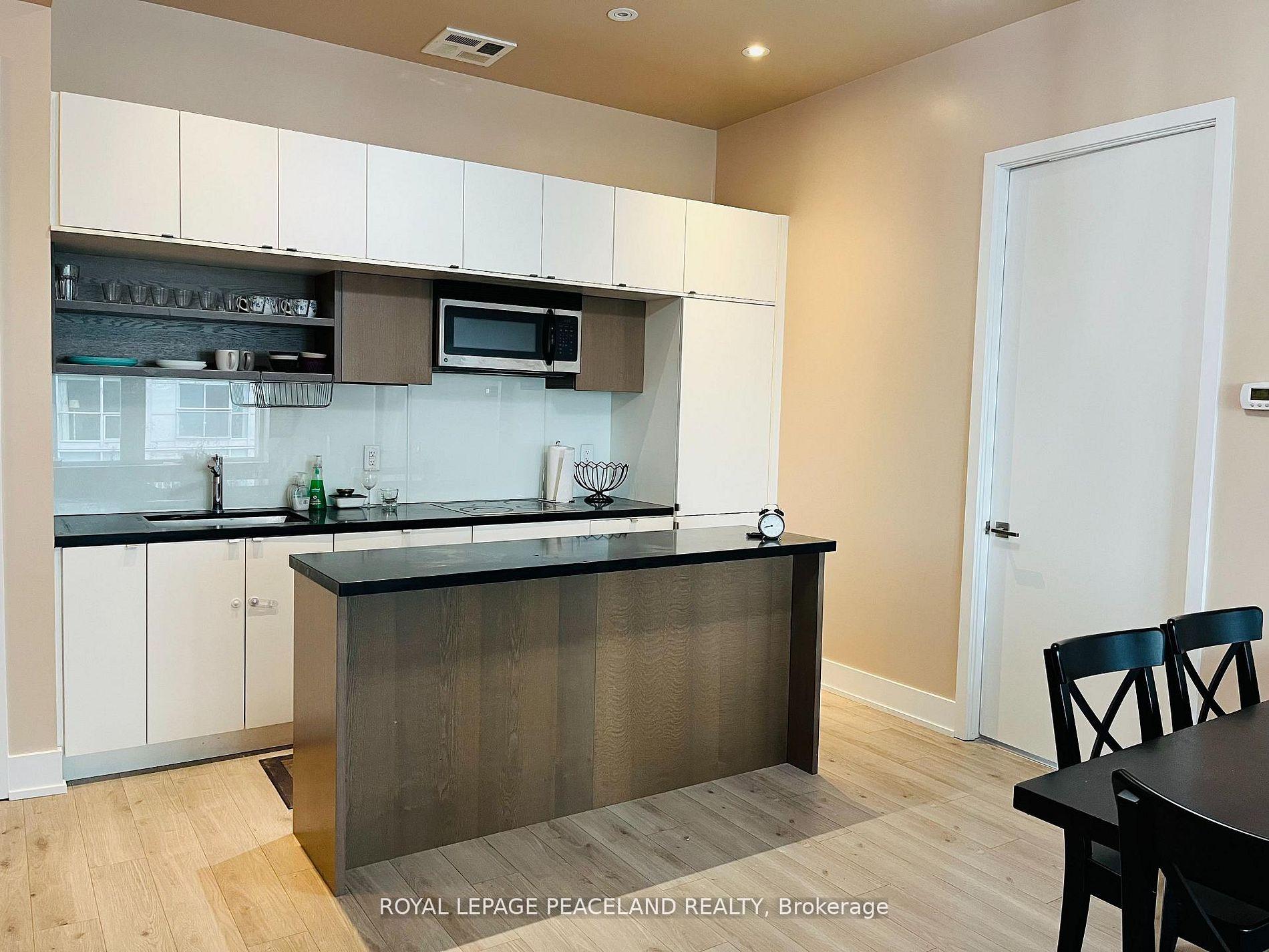 Photo 9 of Unit 1607, 111 St. Clair Avenue W, Toronto, Yonge-St. Clair — HOMEH