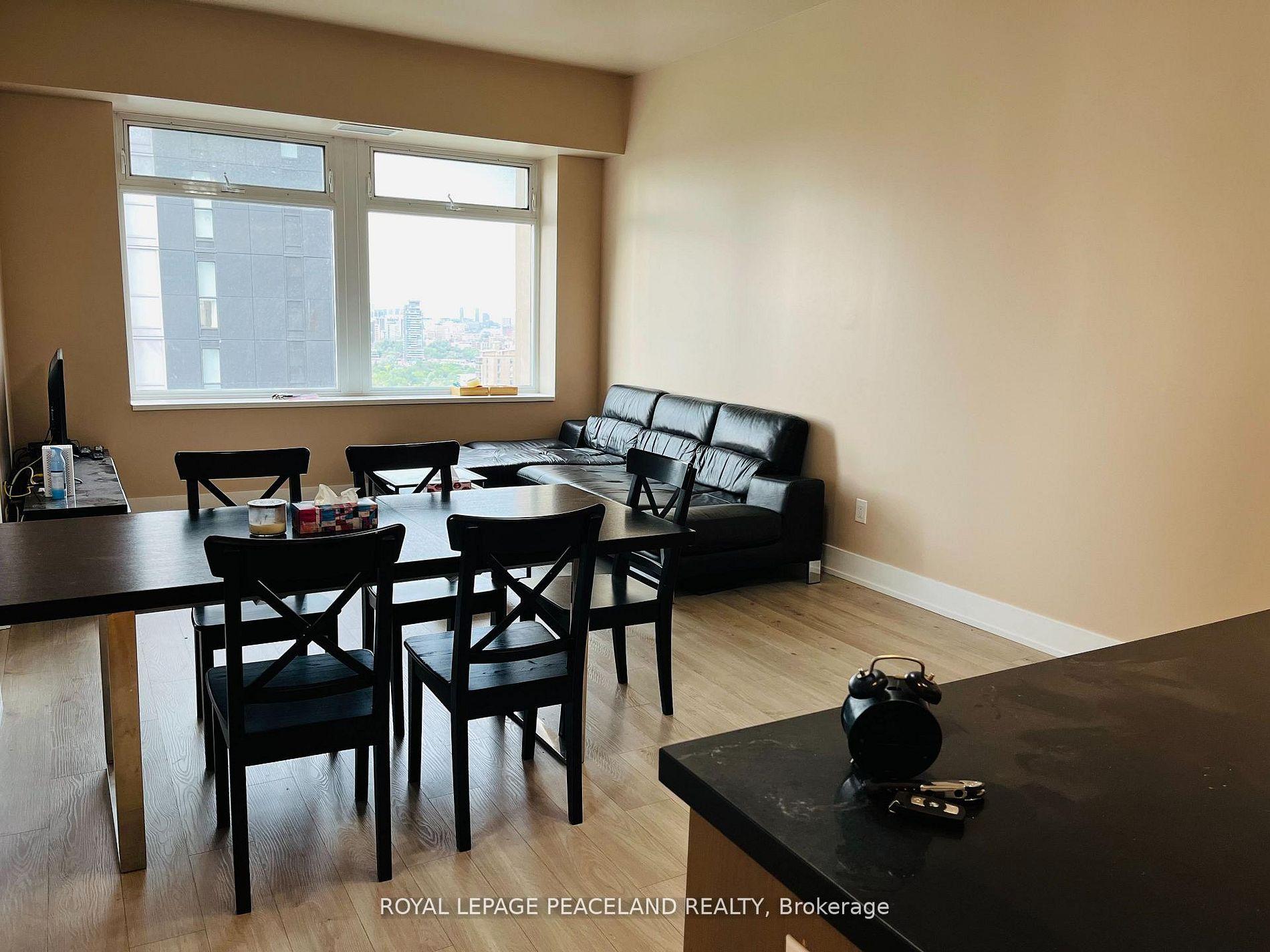 Photo 13 of Unit 1607, 111 St. Clair Avenue W, Toronto, Yonge-St. Clair — HOMEH