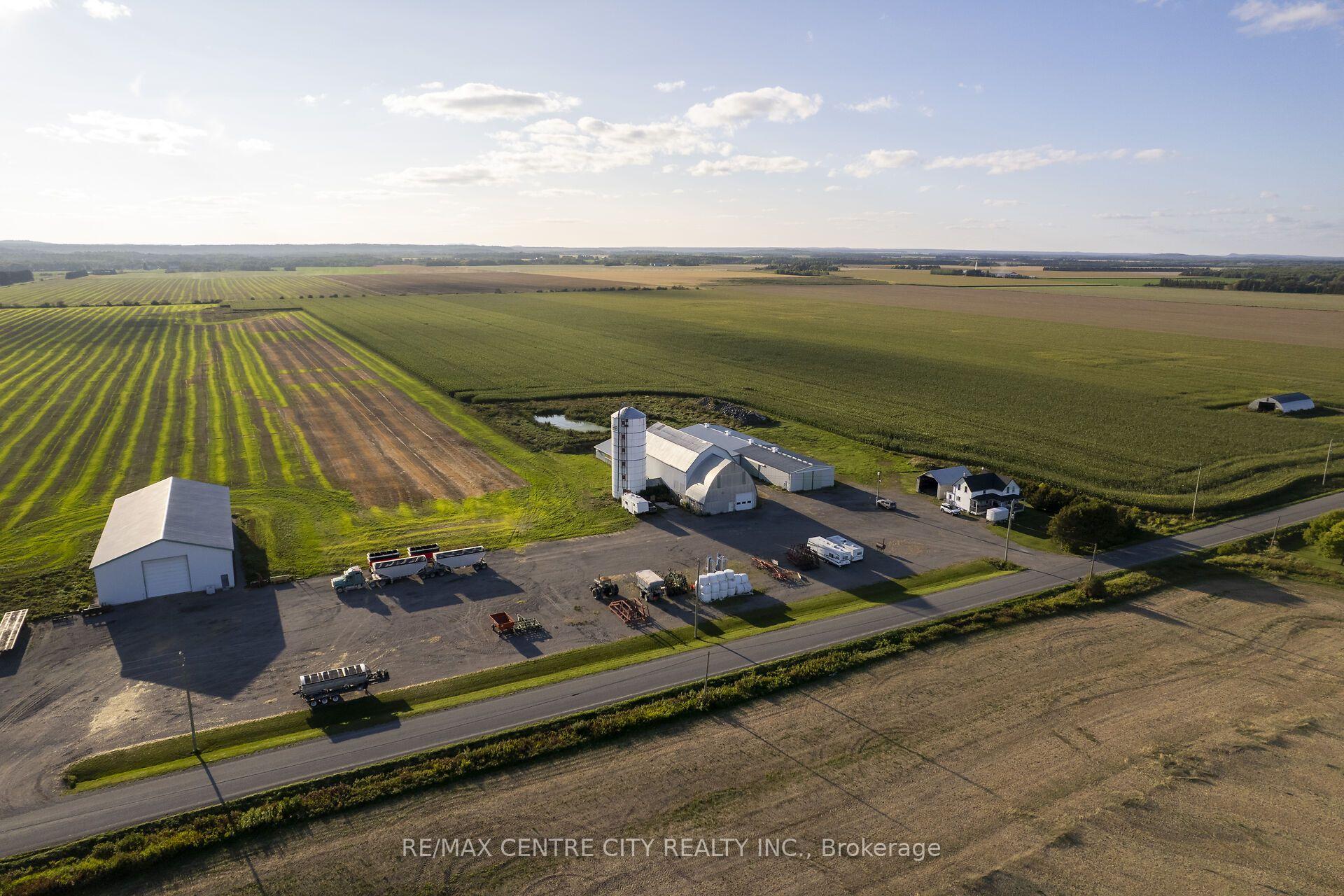 Photo 10 of 258373 Hillview Road, Timiskaming, TIM - Outside - Rural — HOMEH