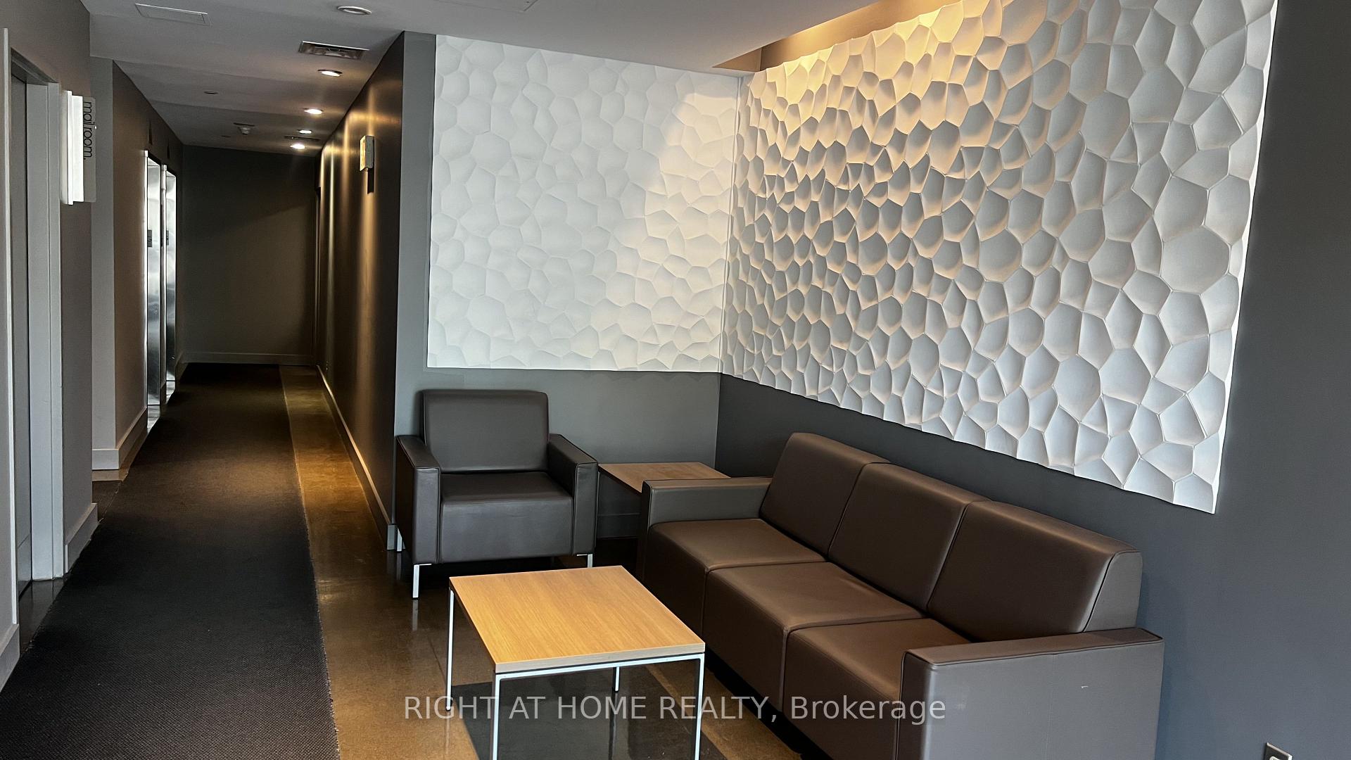 Photo 2 of Unit 808, 180 York Street, Ottawa, Lower Town/Byward Market — HOMEH