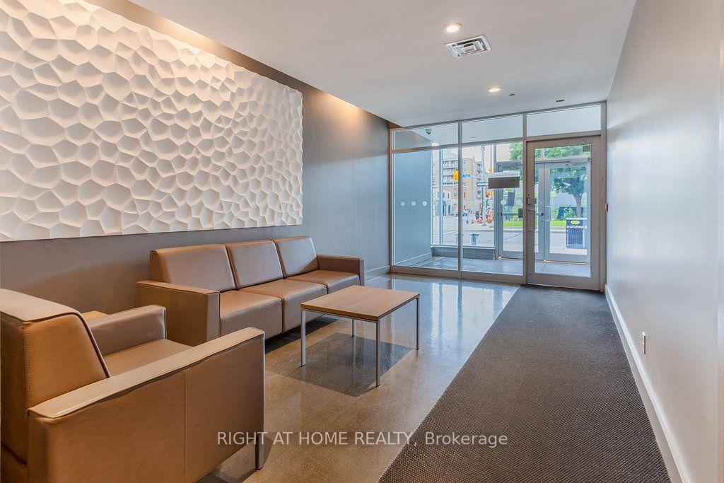 Photo 3 of Unit 808, 180 York Street, Ottawa, Lower Town/Byward Market — HOMEH