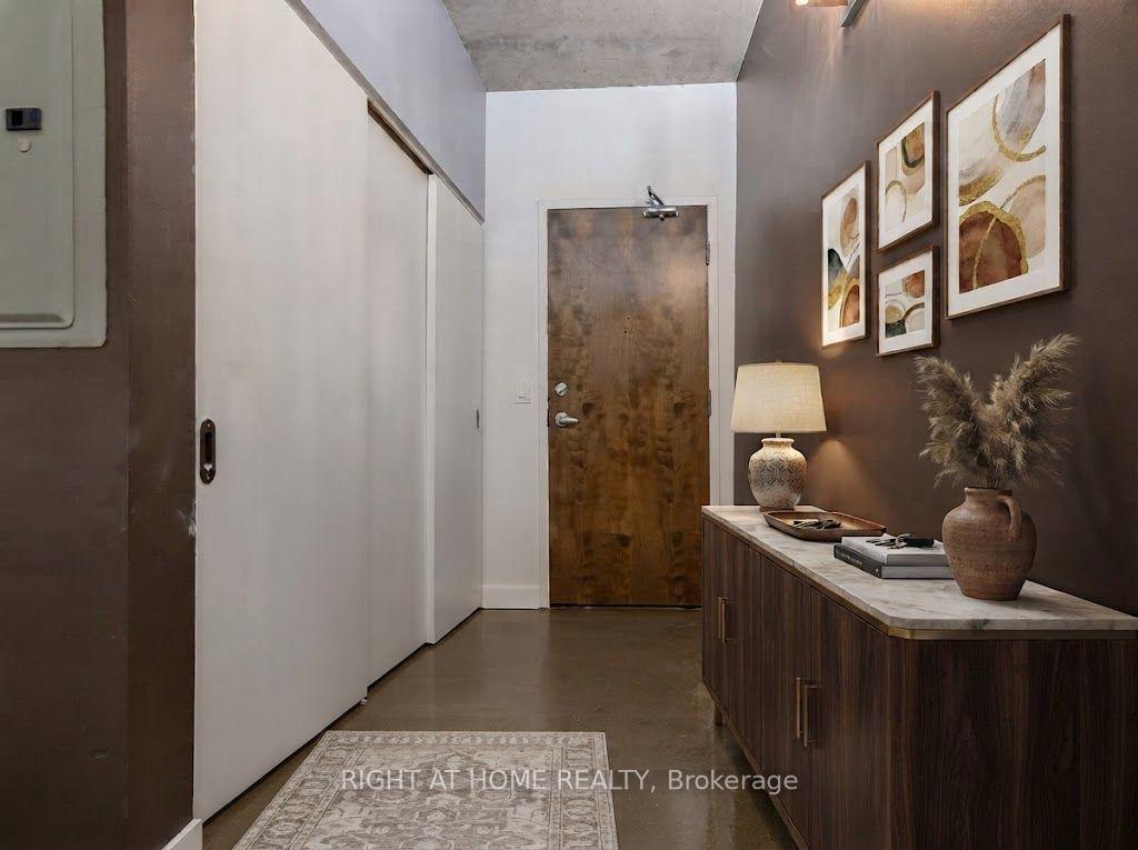 Photo 5 of Unit 808, 180 York Street, Ottawa, Lower Town/Byward Market — HOMEH
