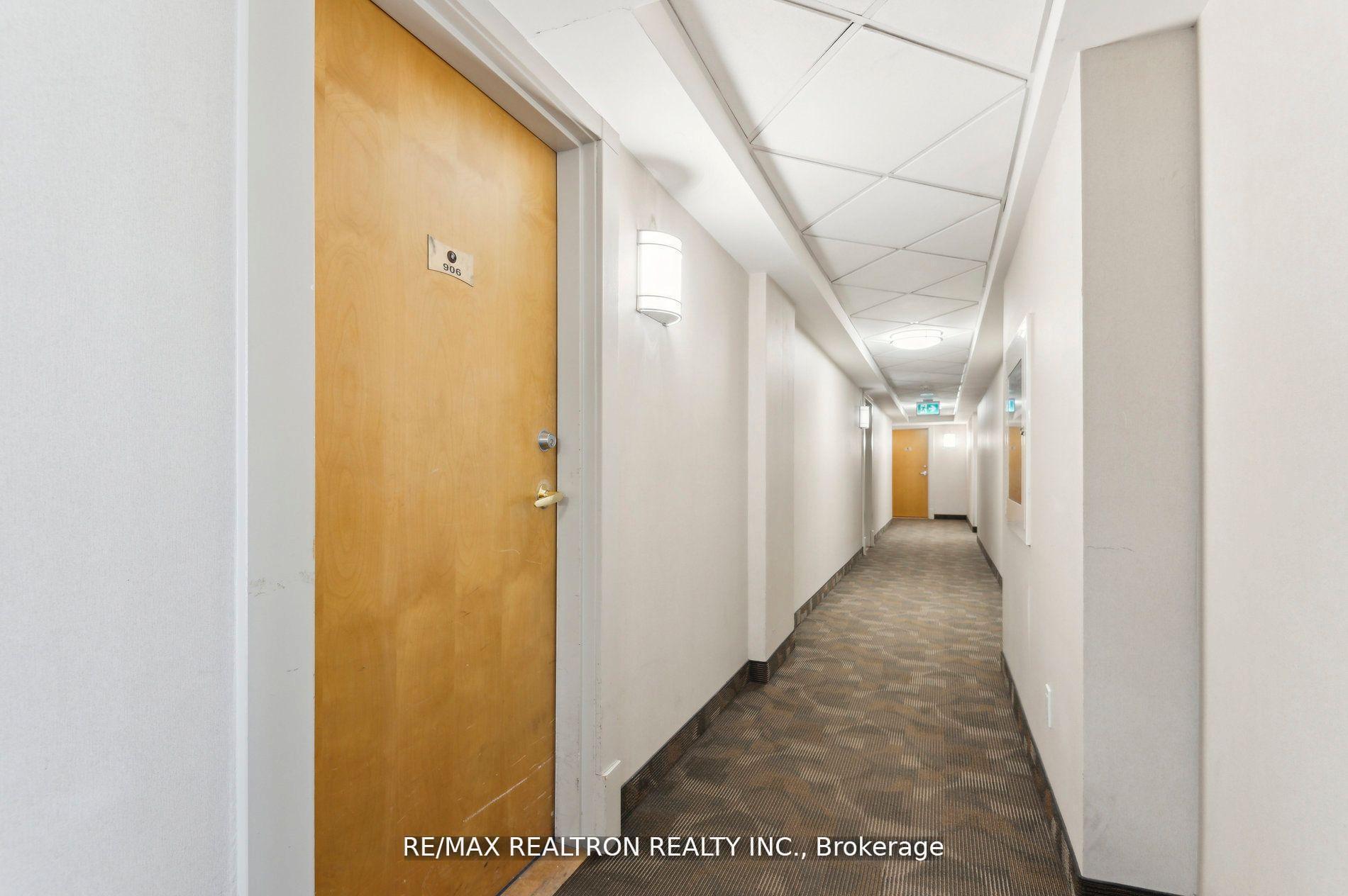 Photo 5 of Unit 906, 18 Merton Street, Toronto, Mount Pleasant West — HOMEH