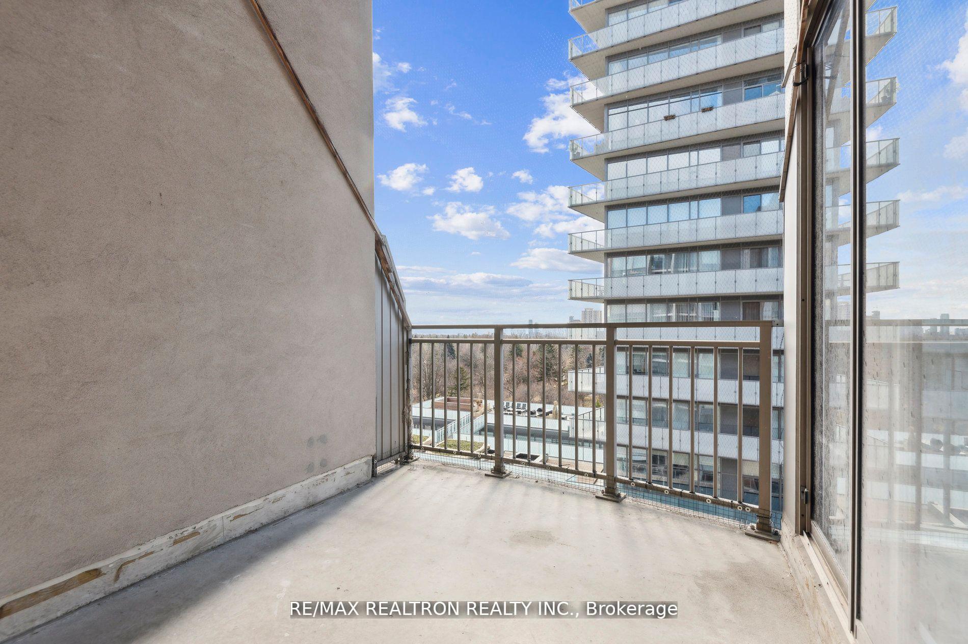 Photo 13 of Unit 906, 18 Merton Street, Toronto, Mount Pleasant West — HOMEH