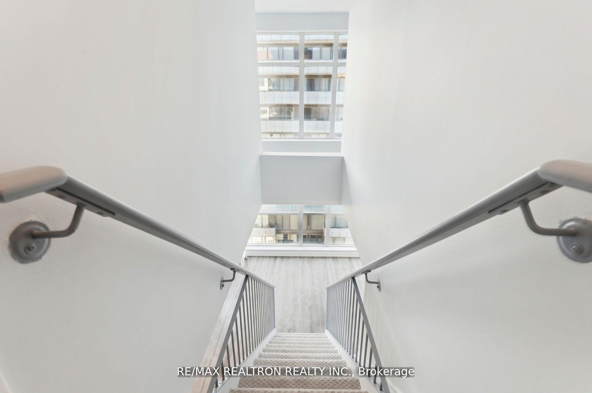 Photo 34 of Unit 906, 18 Merton Street, Toronto, Mount Pleasant West — HOMEH