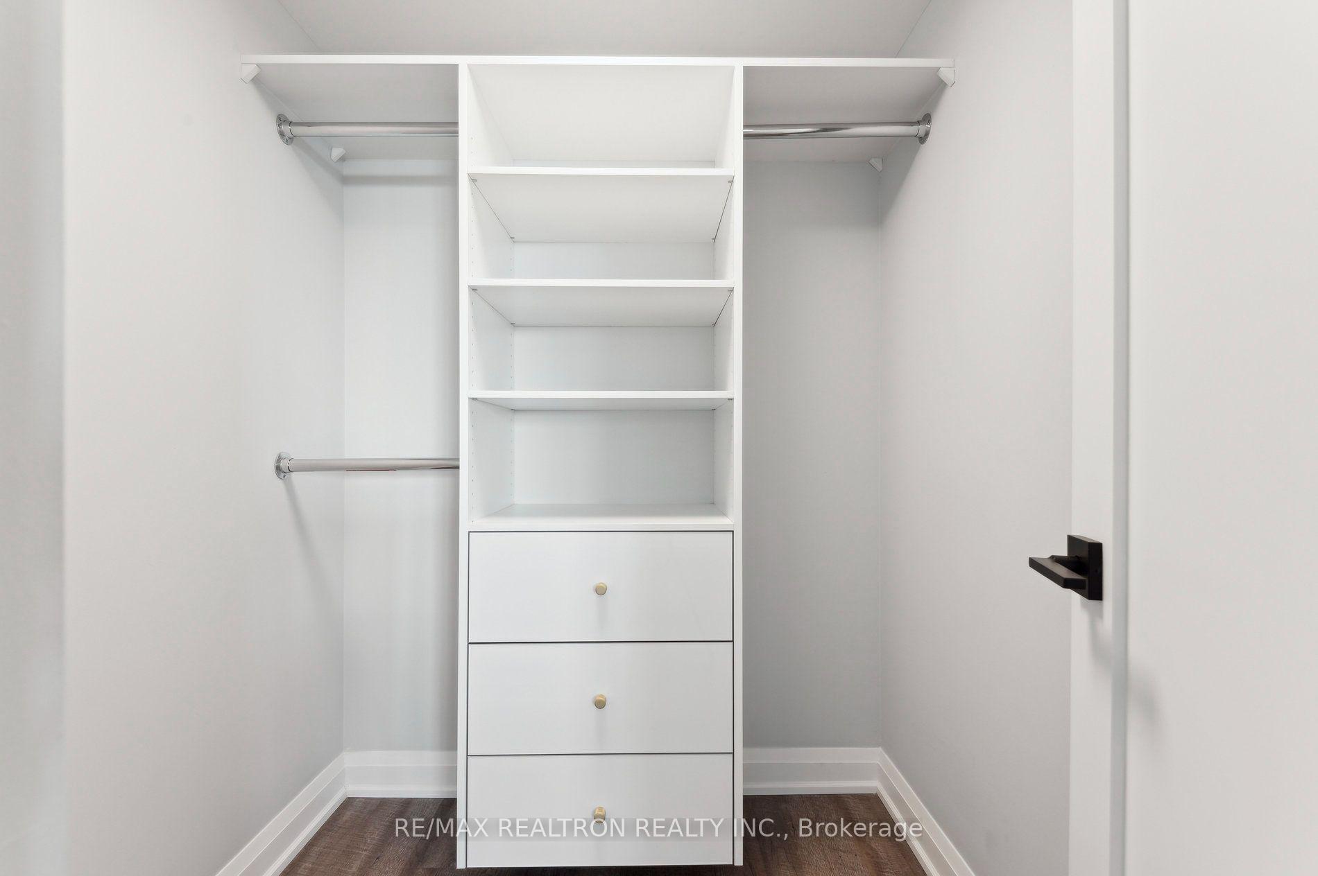 Photo 45 of Unit 906, 18 Merton Street, Toronto, Mount Pleasant West — HOMEH