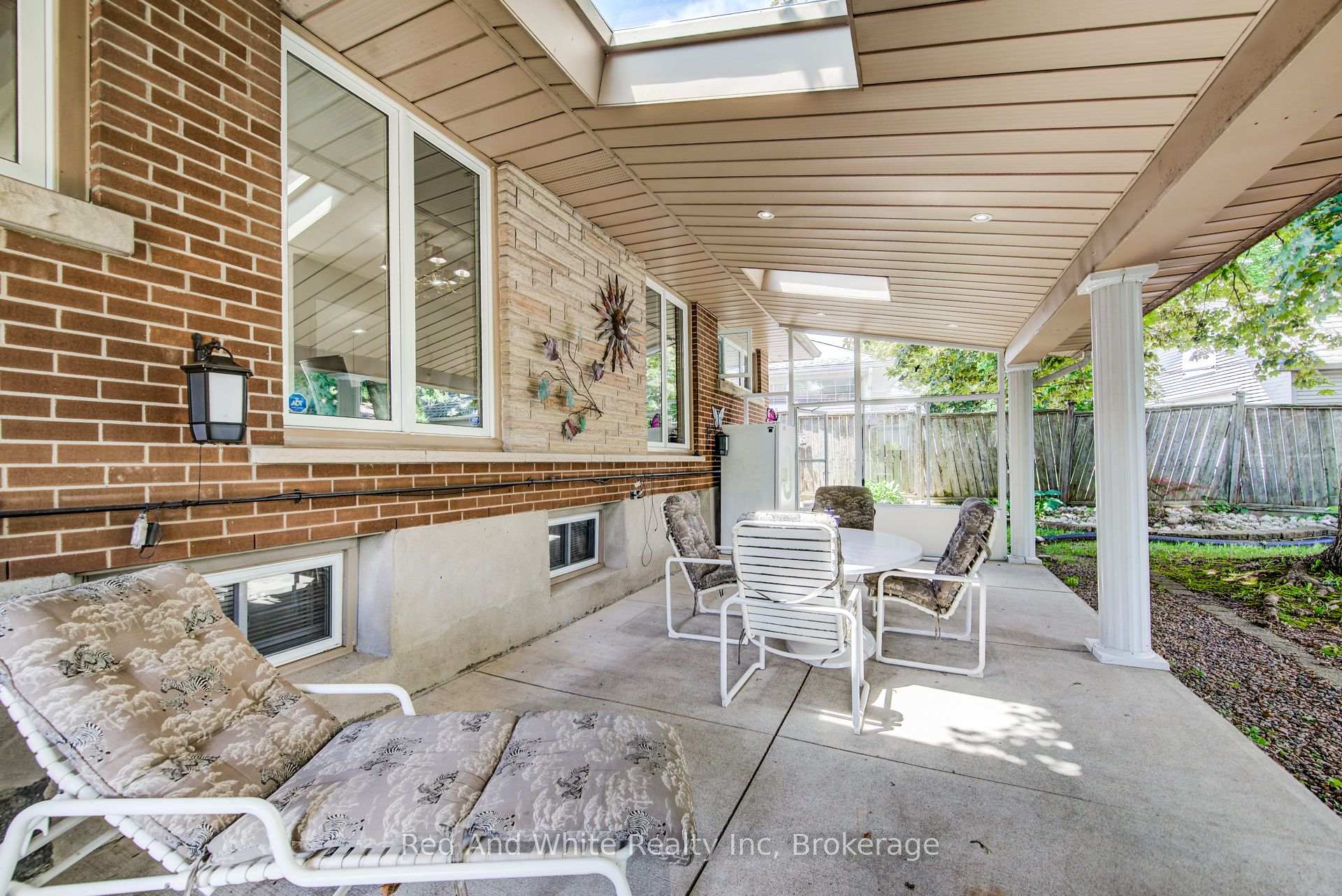 Photo 3 of 192 Warren Road, Kitchener, Meinzinger — HOMEH