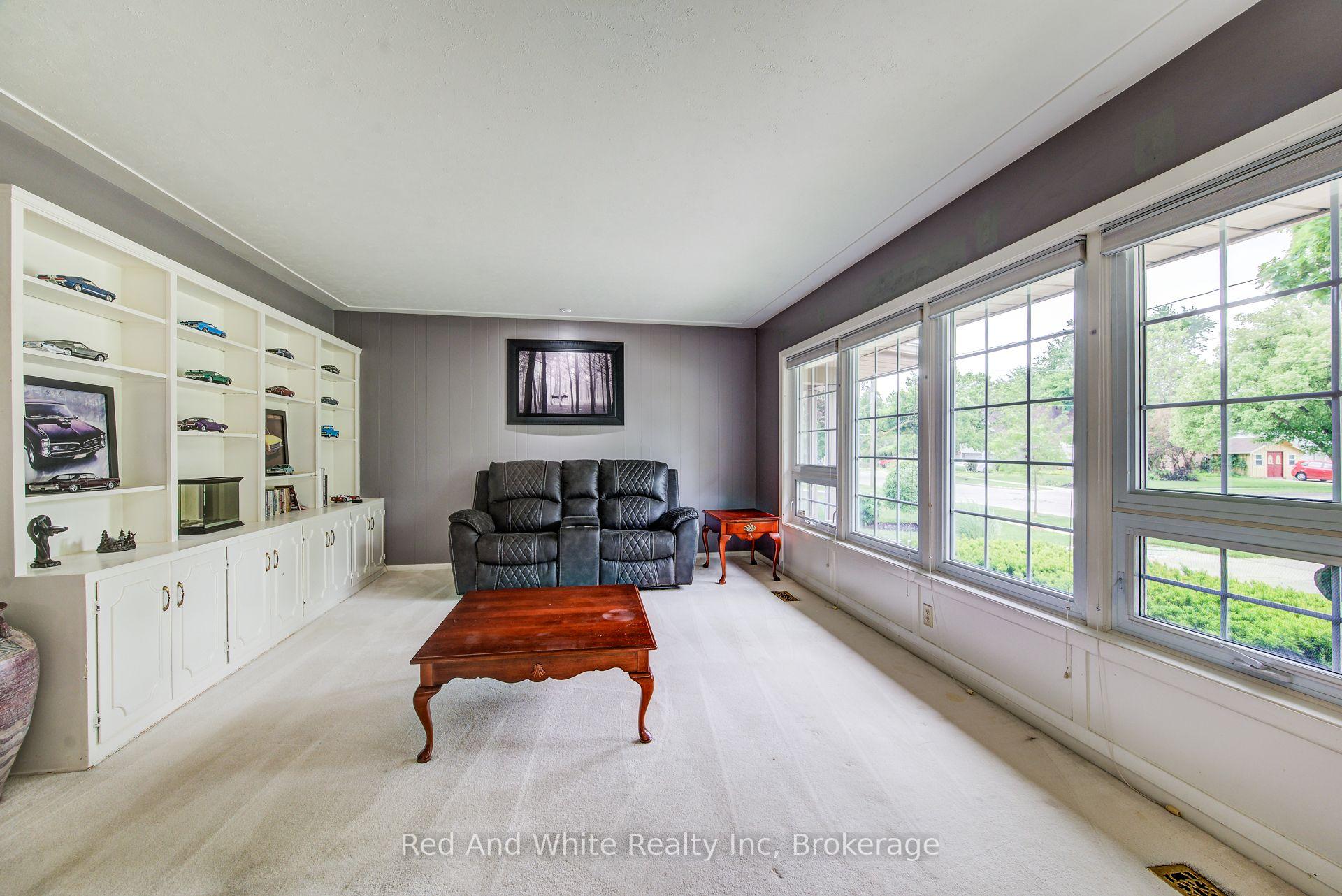 Photo 5 of 192 Warren Road, Kitchener, Meinzinger — HOMEH
