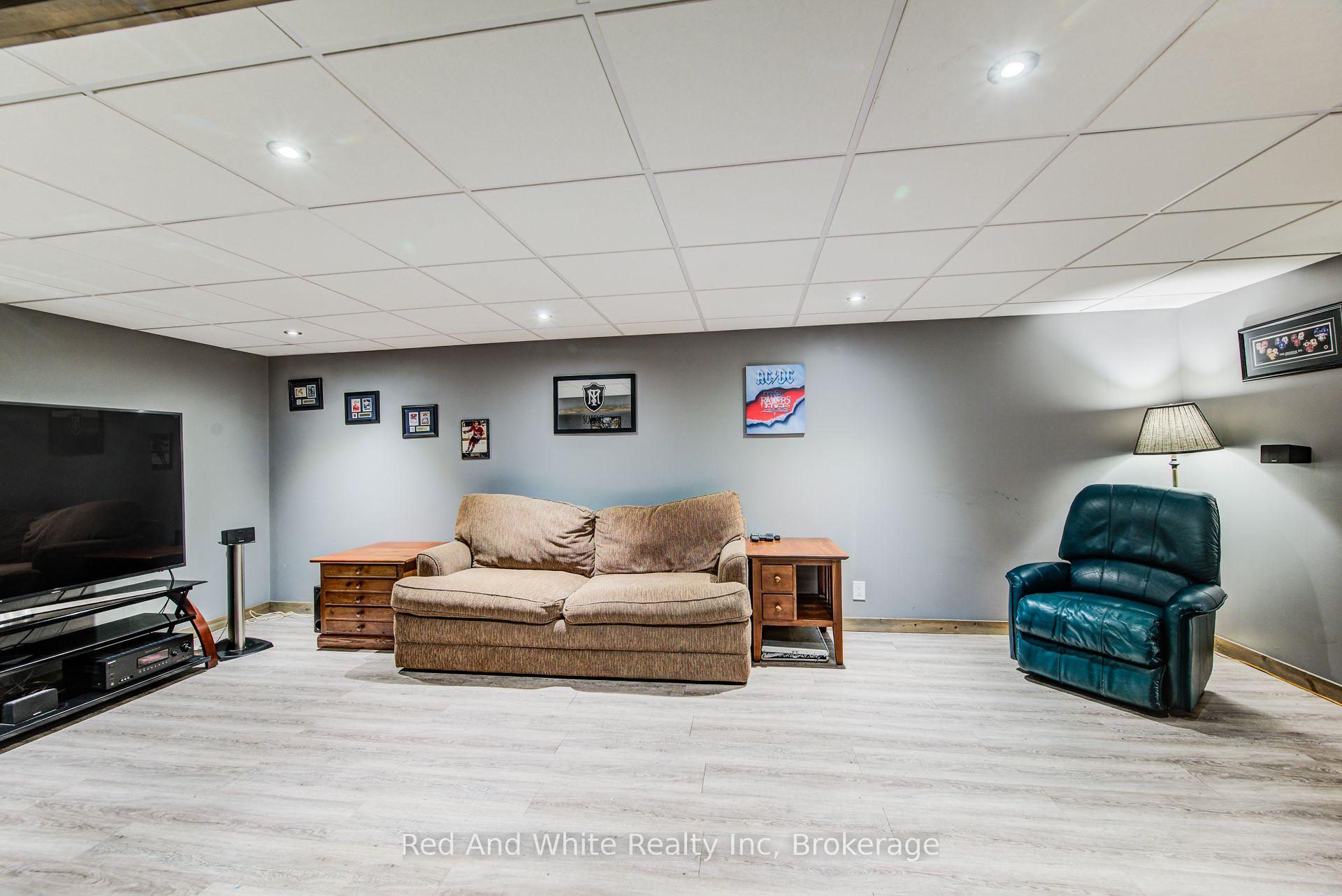Photo 26 of 192 Warren Road, Kitchener, Meinzinger — HOMEH