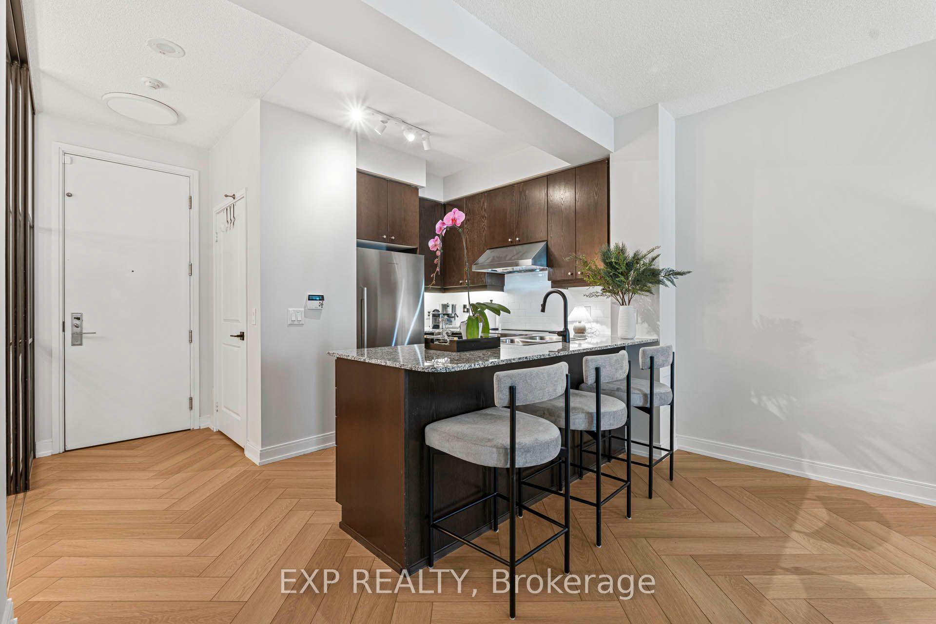 Photo 12 of Unit 604, 38 The Esplanade Avenue, Toronto, Waterfront Communities — HOMEH