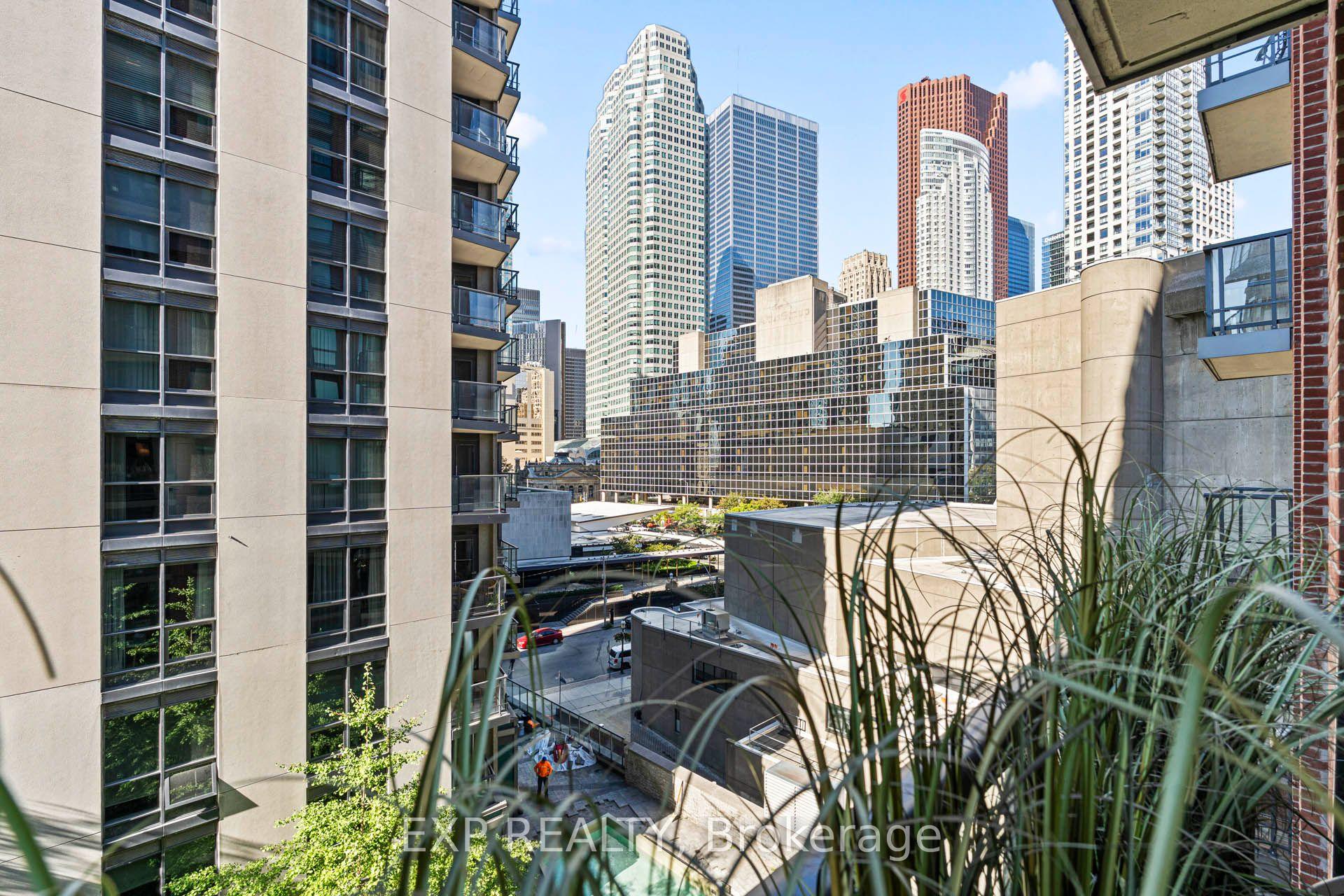 Photo 21 of Unit 604, 38 The Esplanade Avenue, Toronto, Waterfront Communities — HOMEH
