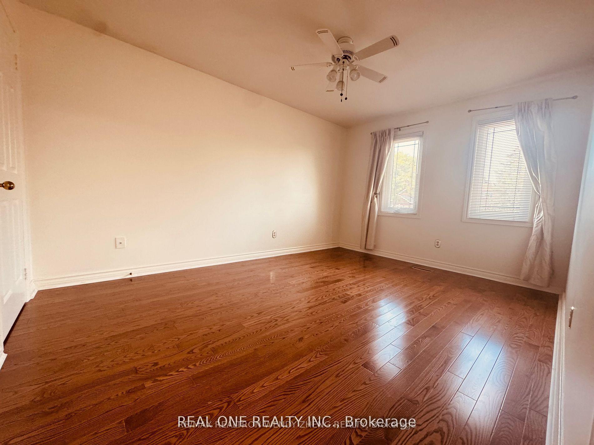 Photo 8 of 3 Elmsley Drive, Richmond Hill, Observatory — HOMEH