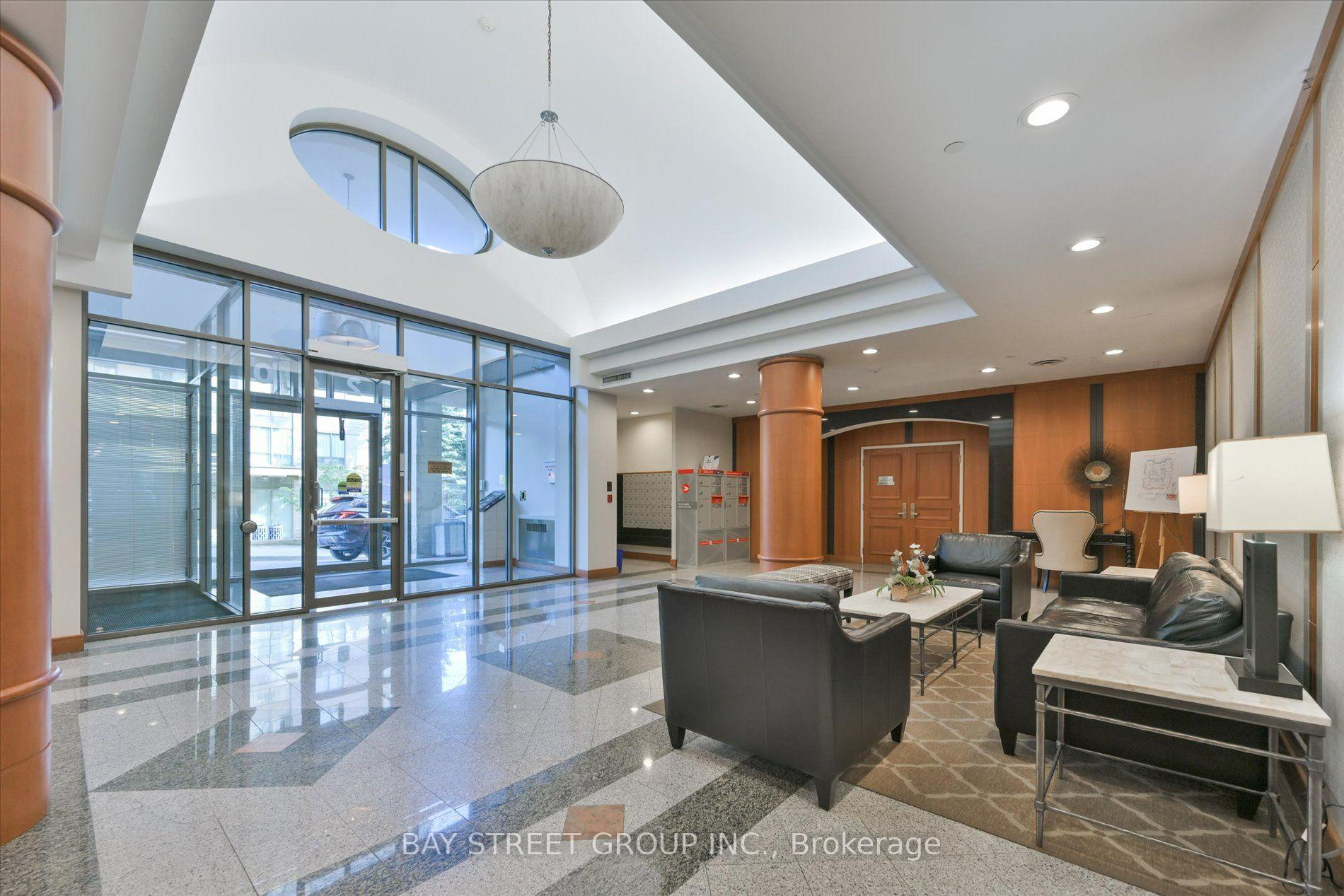 Photo 6 of Unit 1210, 260 Doris Avenue, North York, Willowdale East — HOMEH