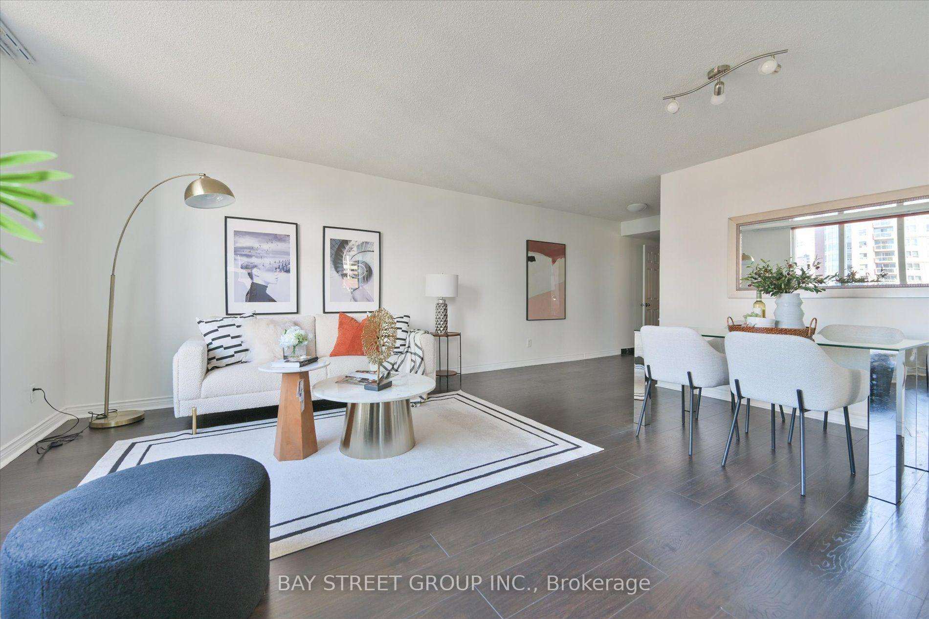 Photo 12 of Unit 1210, 260 Doris Avenue, North York, Willowdale East — HOMEH