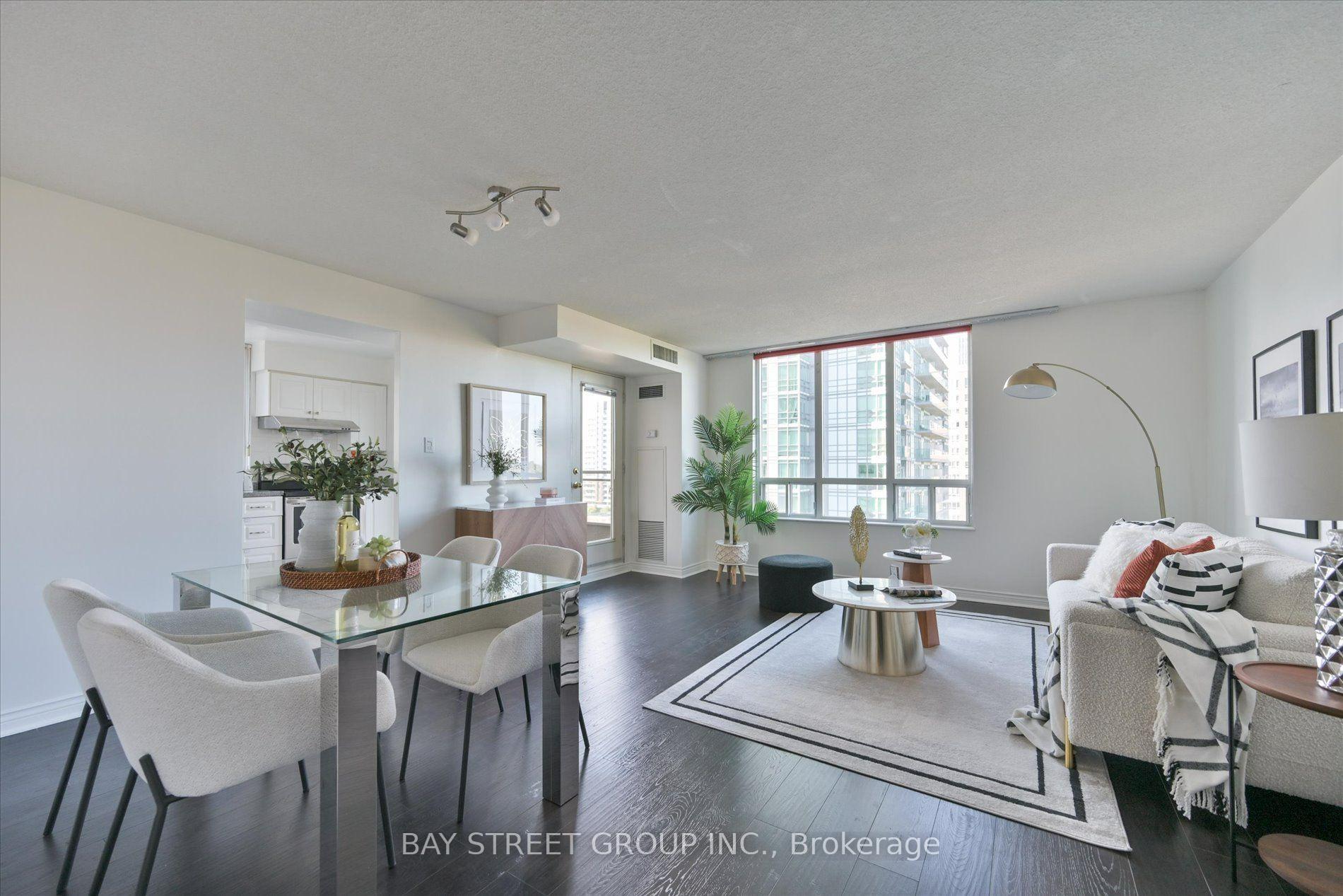 Photo 14 of Unit 1210, 260 Doris Avenue, North York, Willowdale East — HOMEH