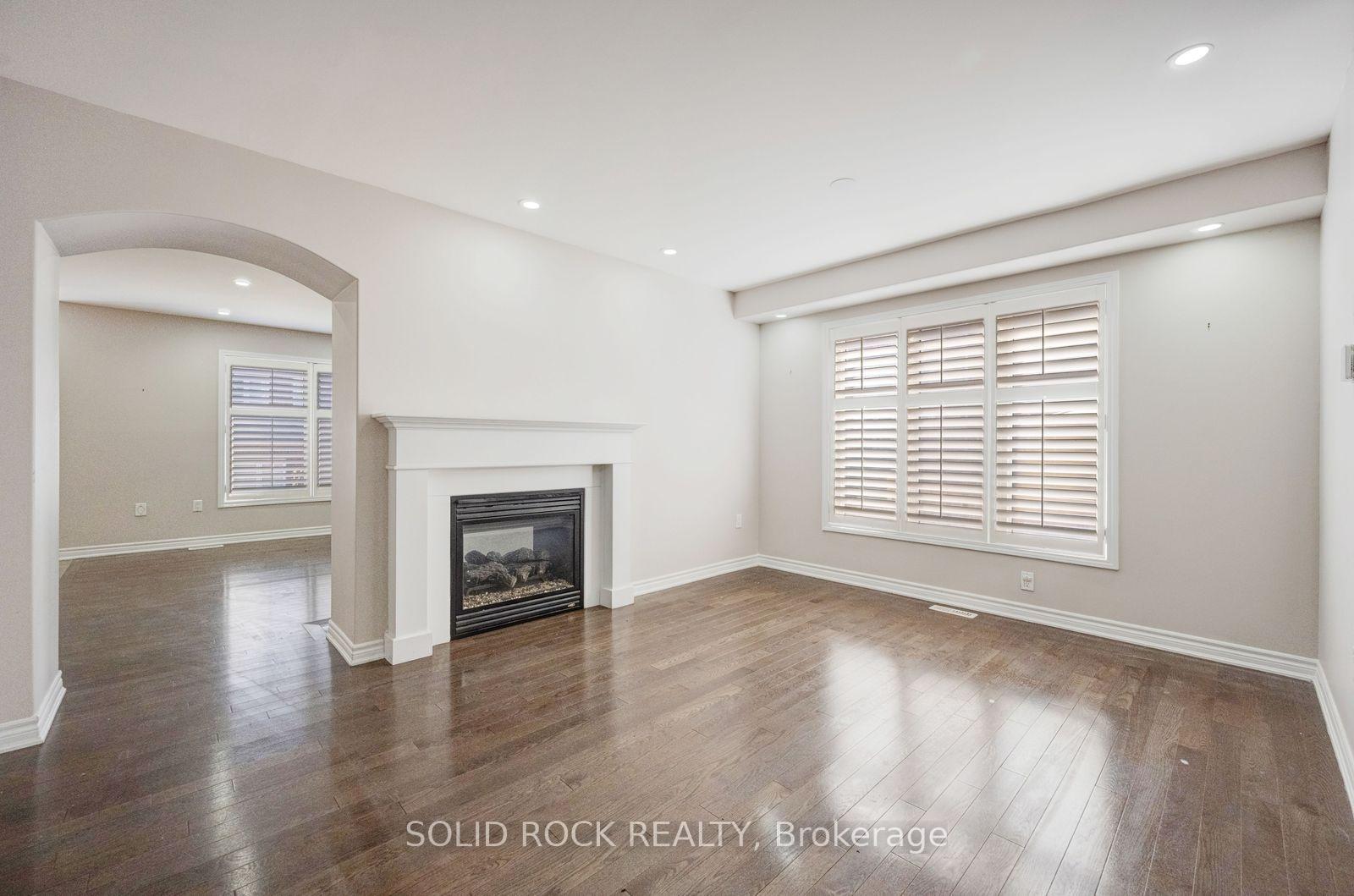 Photo 6 of 358 Laundon Terrace, Milton, Scott — HOMEH