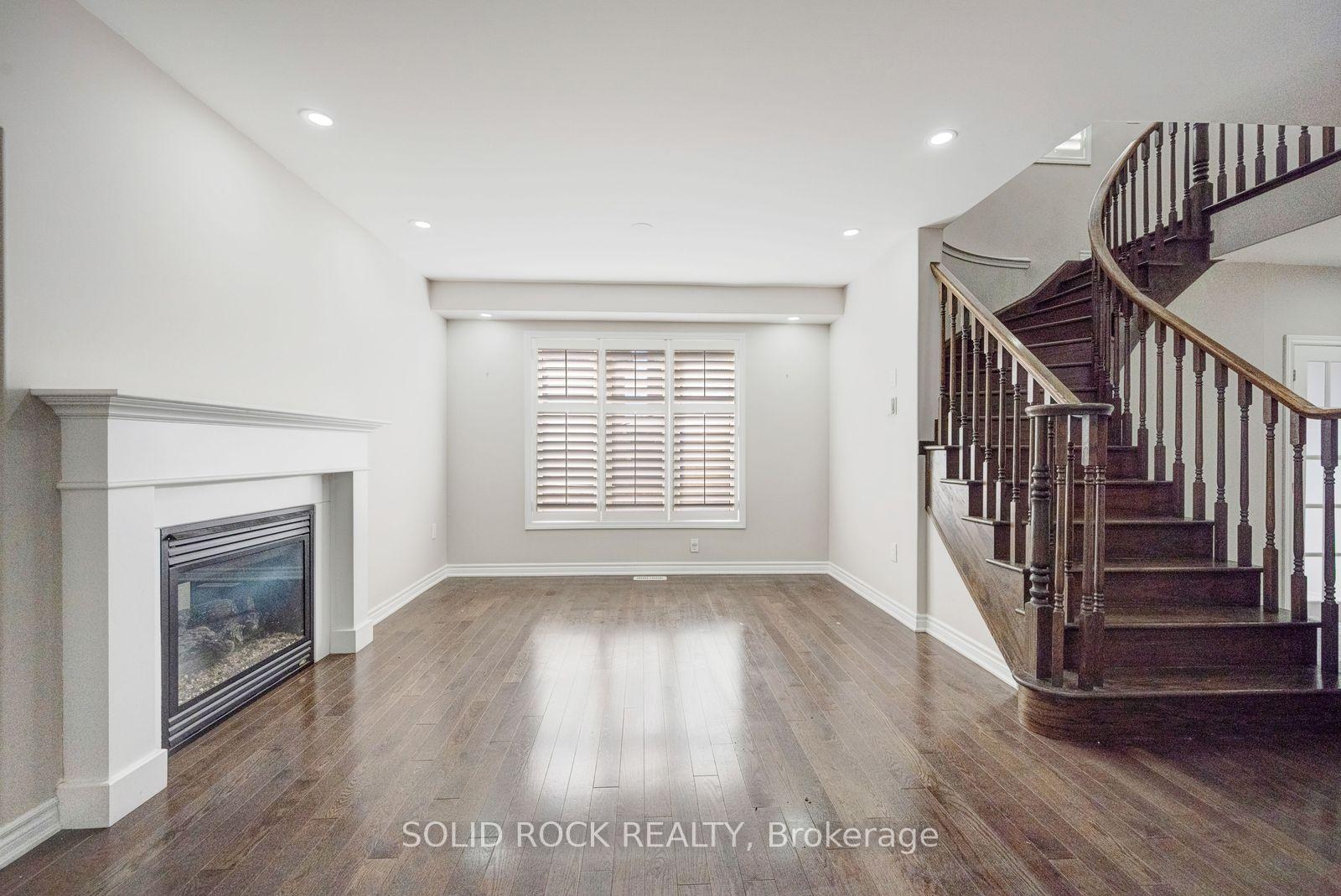 Photo 8 of 358 Laundon Terrace, Milton, Scott — HOMEH
