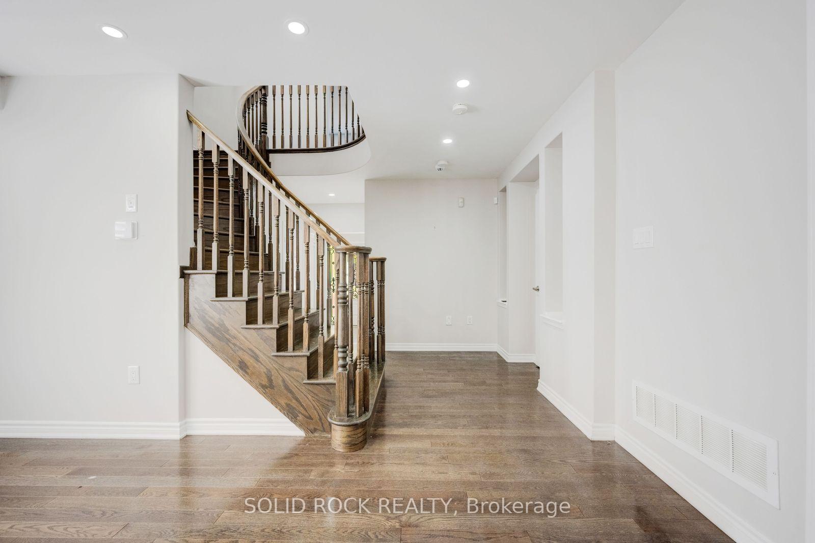 Photo 9 of 358 Laundon Terrace, Milton, Scott — HOMEH