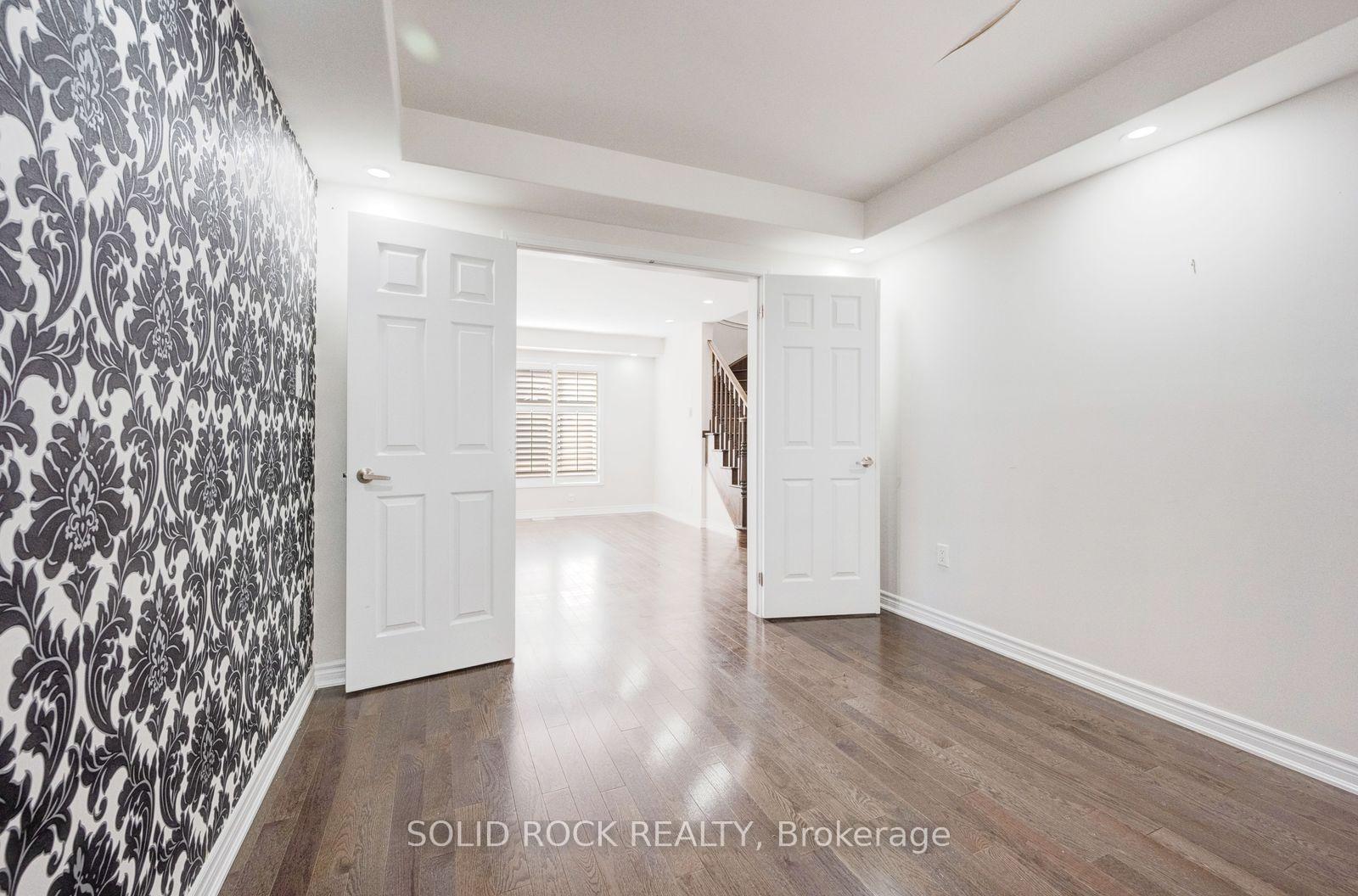 Photo 10 of 358 Laundon Terrace, Milton, Scott — HOMEH