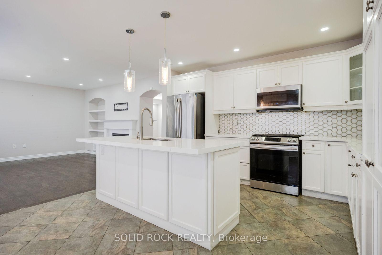 Photo 12 of 358 Laundon Terrace, Milton, Scott — HOMEH