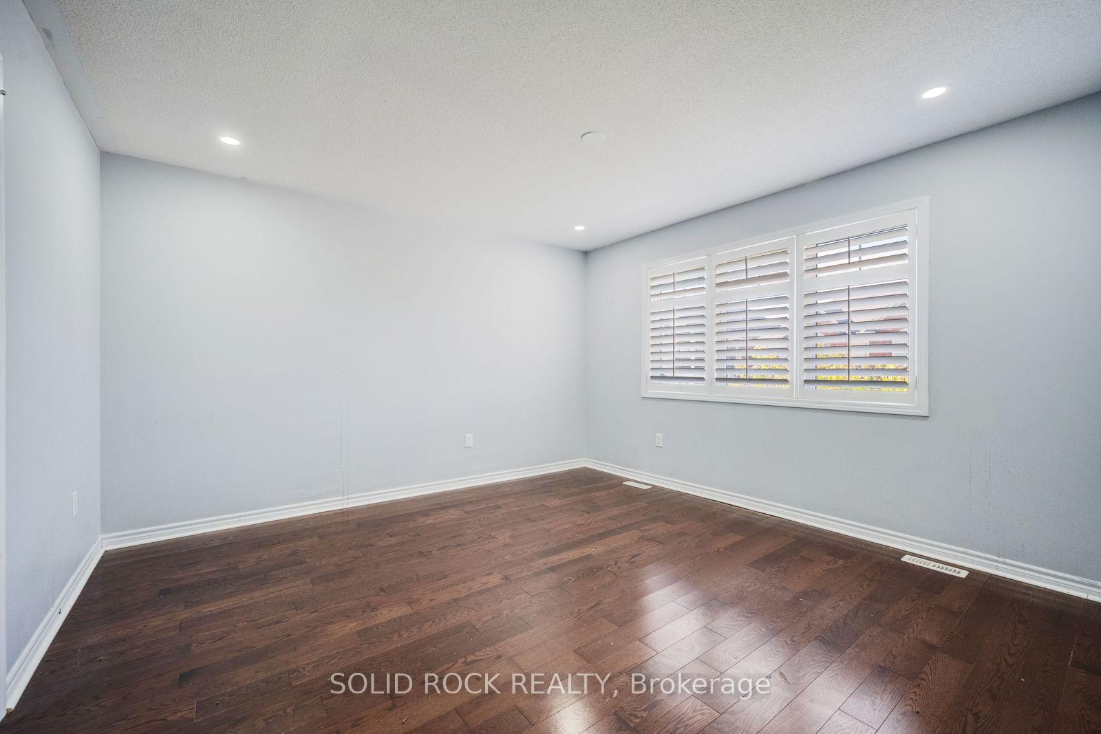 Photo 33 of 358 Laundon Terrace, Milton, Scott — HOMEH