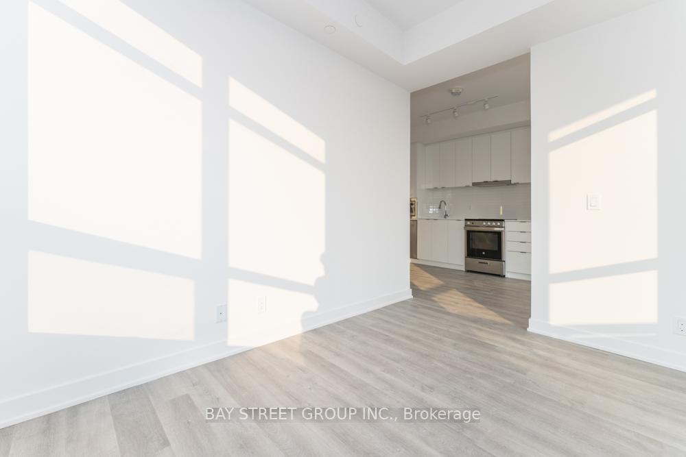 Photo 15 of Unit 1005 B, 50 Upper Mall Way, Vaughan, Brownridge — HOMEH