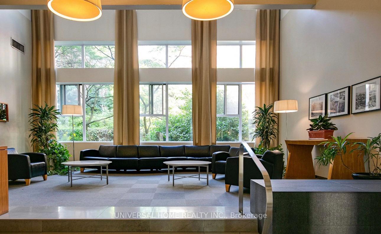 Photo 2 of Unit 808, 222 The Esplanade, Toronto, Waterfront Communities — HOMEH