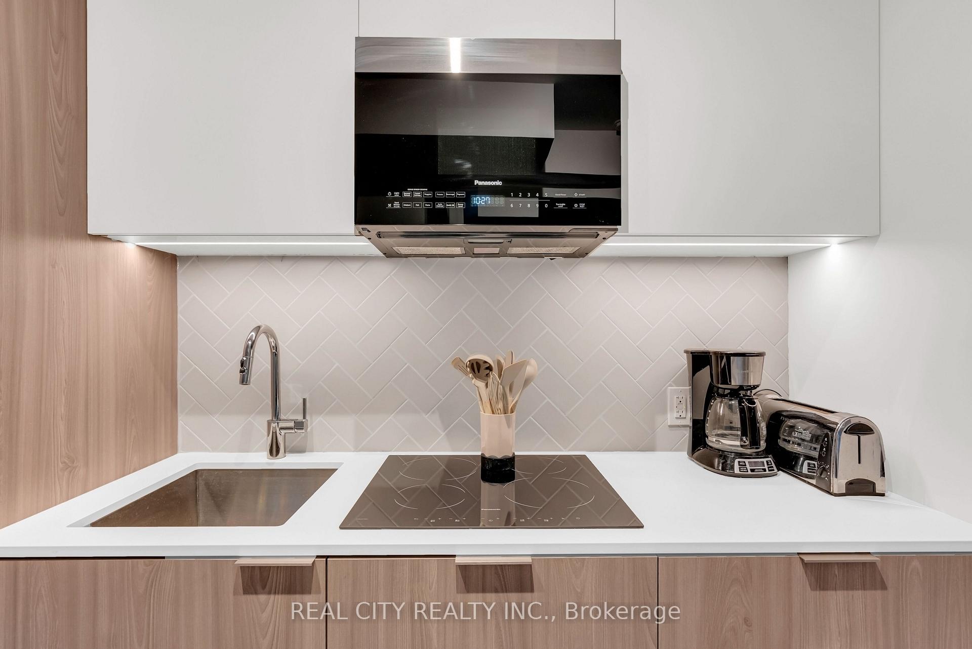 Photo 8 of Unit TH114, 28 Eastern Avenue, Toronto, Moss Park — HOMEH