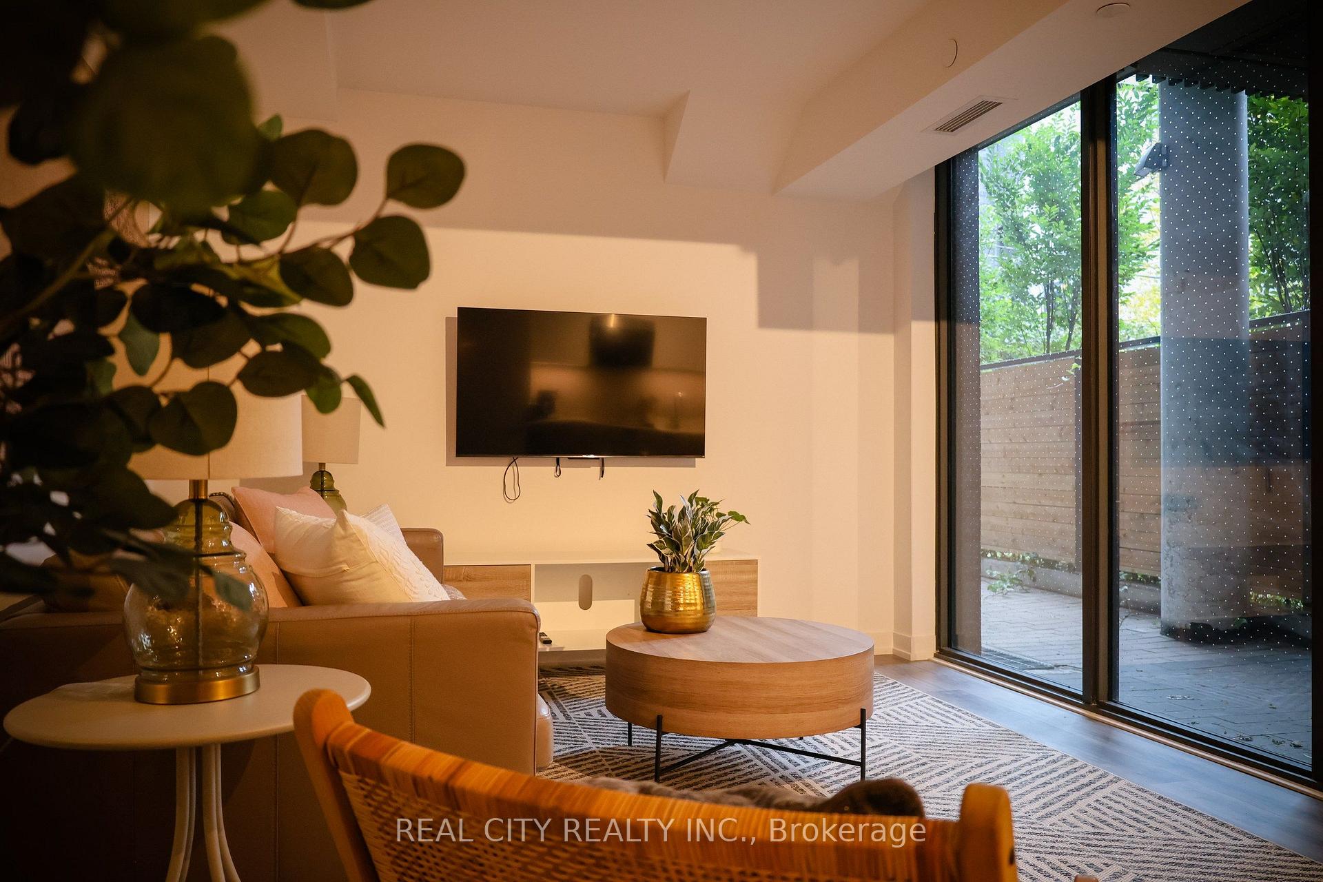 Photo 12 of Unit TH114, 28 Eastern Avenue, Toronto, Moss Park — HOMEH