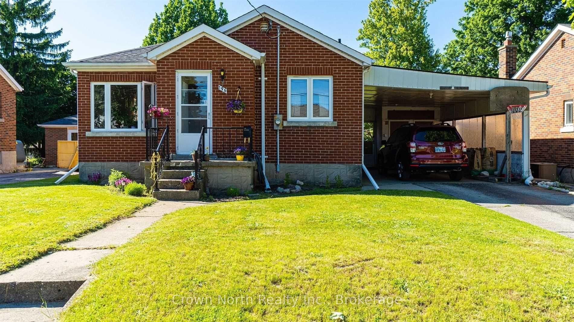 Photo 2 of 196 Blucher Street, Kitchener, Mount Hope Huron Park — HOMEH