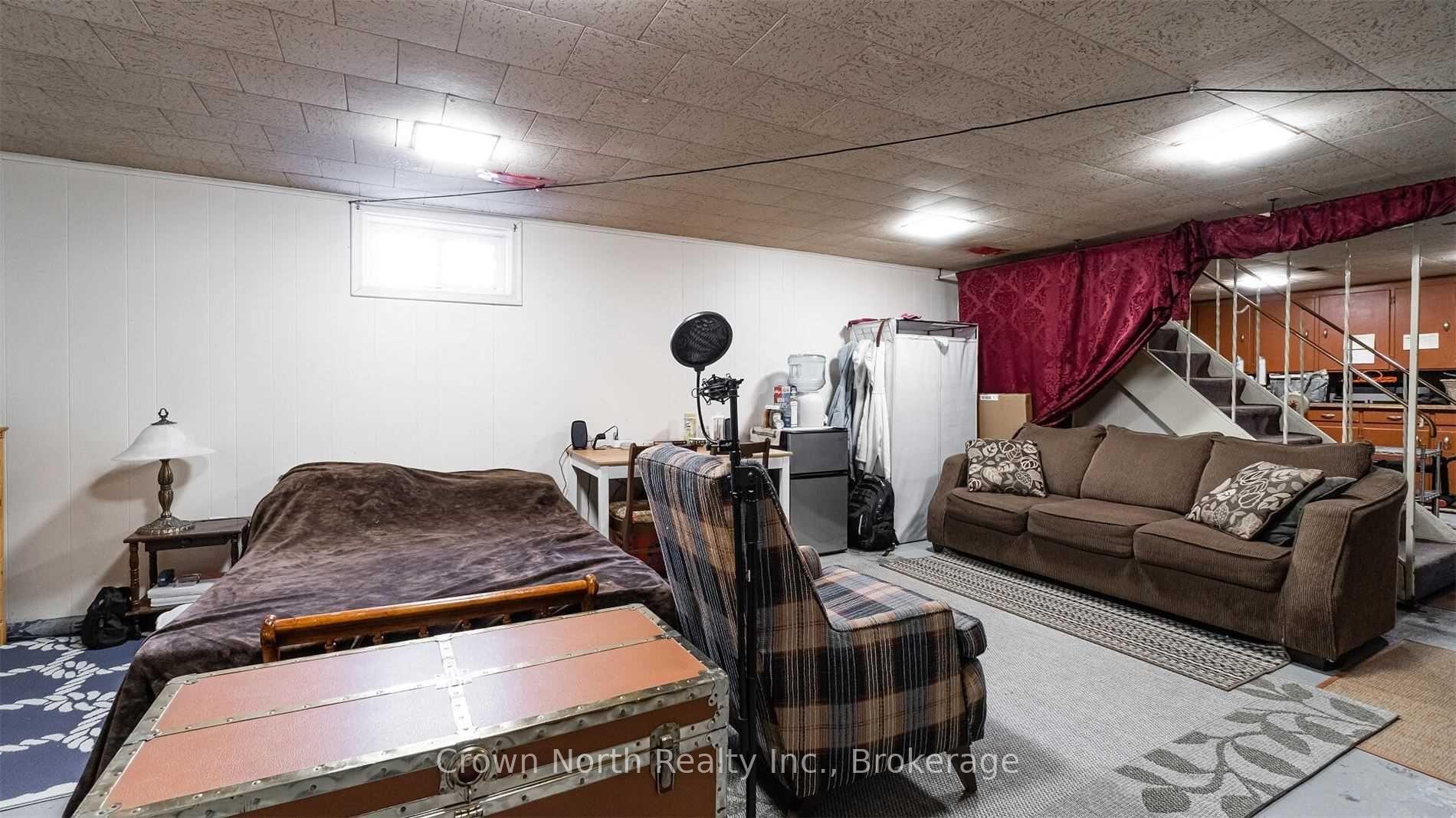 Photo 25 of 196 Blucher Street, Kitchener, Mount Hope Huron Park — HOMEH