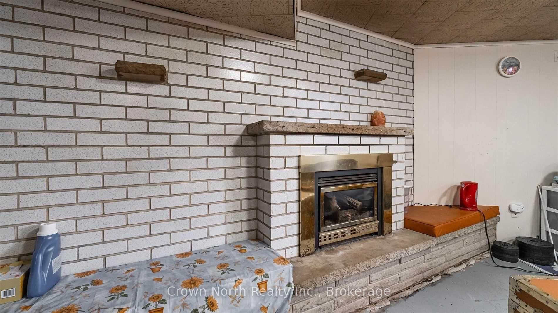 Photo 26 of 196 Blucher Street, Kitchener, Mount Hope Huron Park — HOMEH