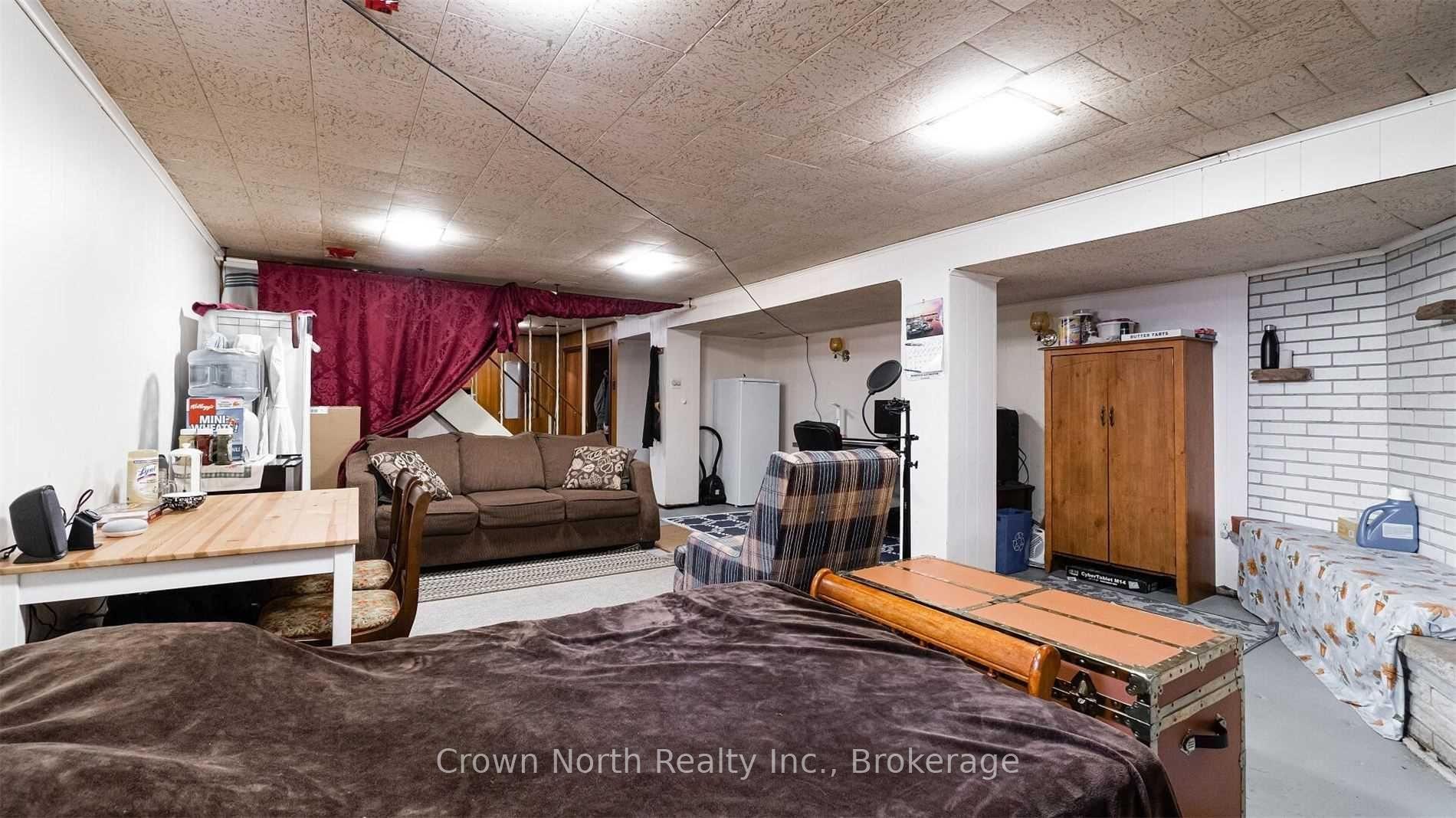 Photo 27 of 196 Blucher Street, Kitchener, Mount Hope Huron Park — HOMEH