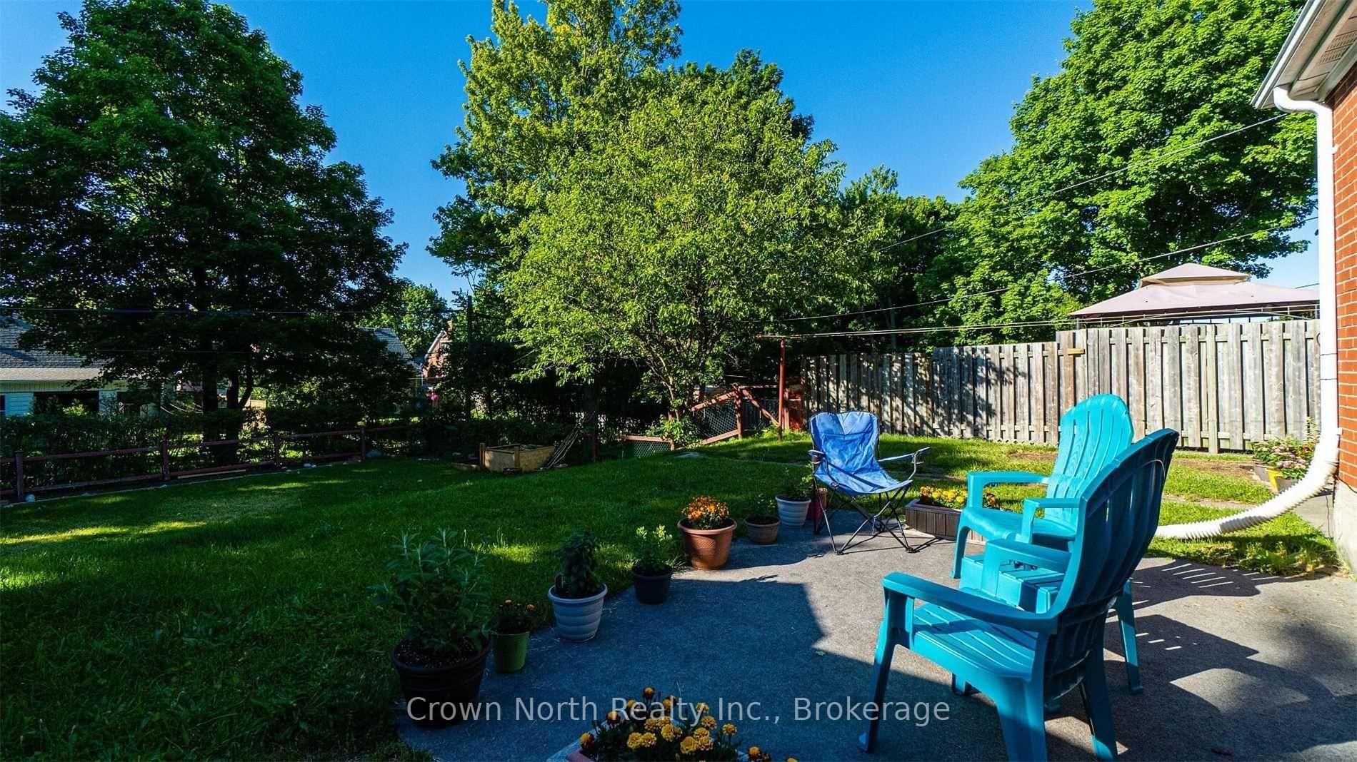 Photo 36 of 196 Blucher Street, Kitchener, Mount Hope Huron Park — HOMEH
