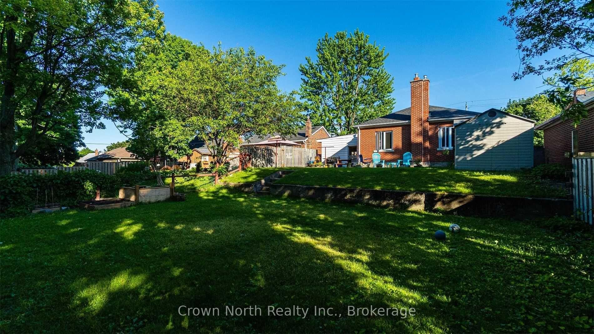 Photo 38 of 196 Blucher Street, Kitchener, Mount Hope Huron Park — HOMEH