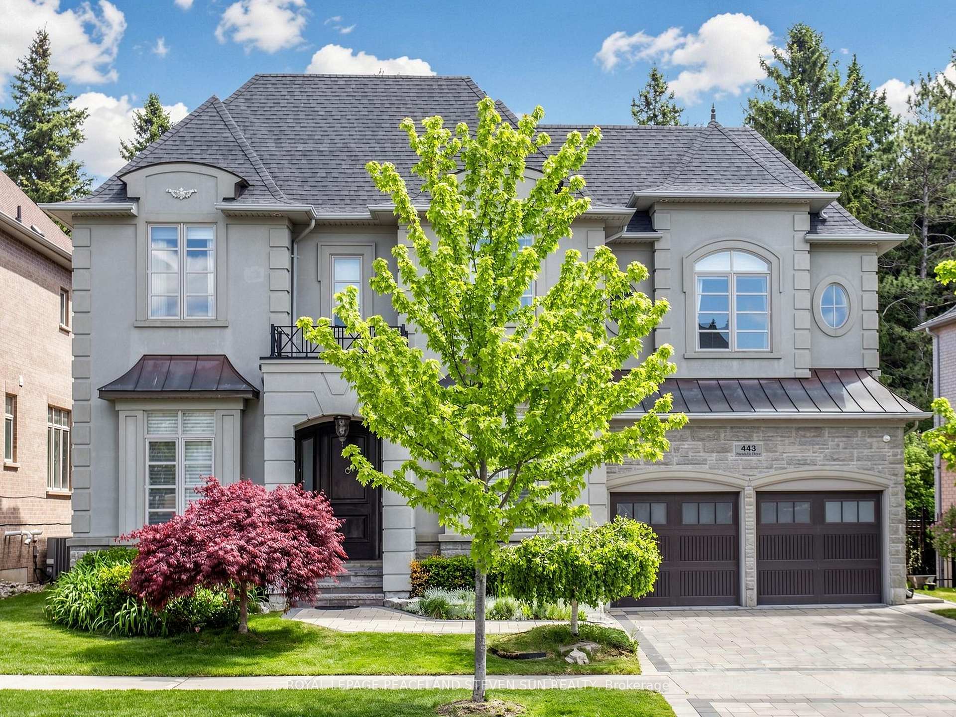 Photo 2 of 443 Paradelle Drive, Richmond Hill, Oak Ridges Lake Wilcox — HOMEH