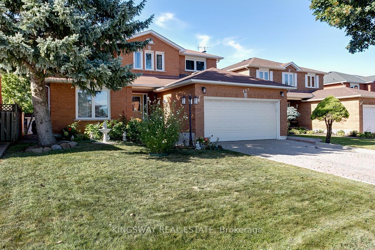 Photo 2 of 407 Glenashton Drive, Oakville, Wedgewood Creek — HOMEH
