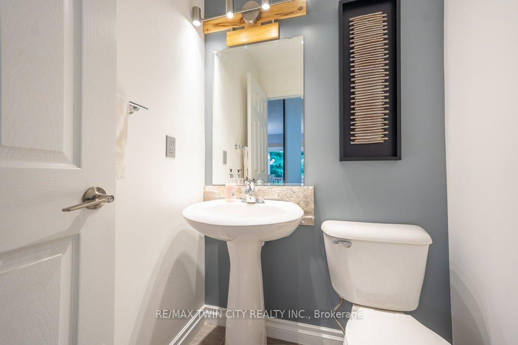 Photo 10 of Unit E33, 110 Activa Avenue, Kitchener, Larentian West — HOMEH
