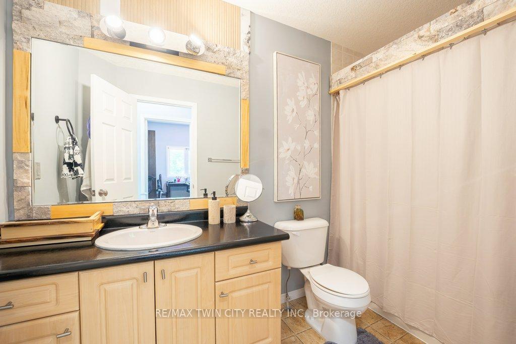 Photo 22 of Unit E33, 110 Activa Avenue, Kitchener, Larentian West — HOMEH