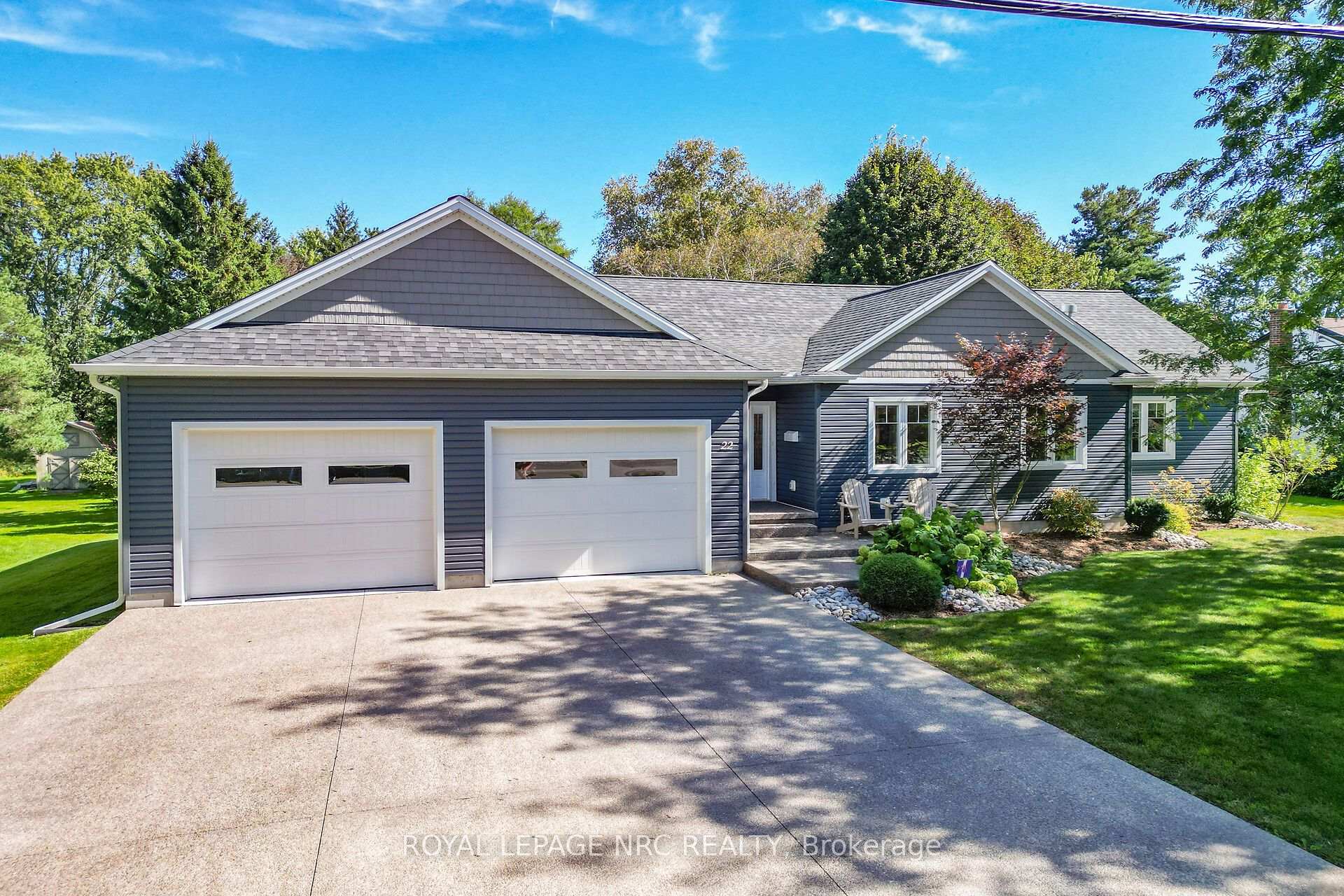 Photo 1 of 22 Crerar Avenue, Welland, N. Welland — HOMEH