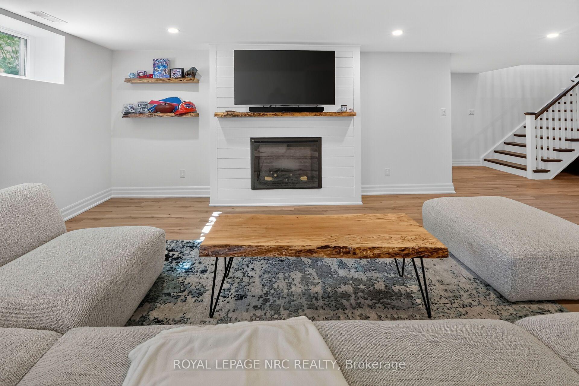 Photo 35 of 22 Crerar Avenue, Welland, N. Welland — HOMEH